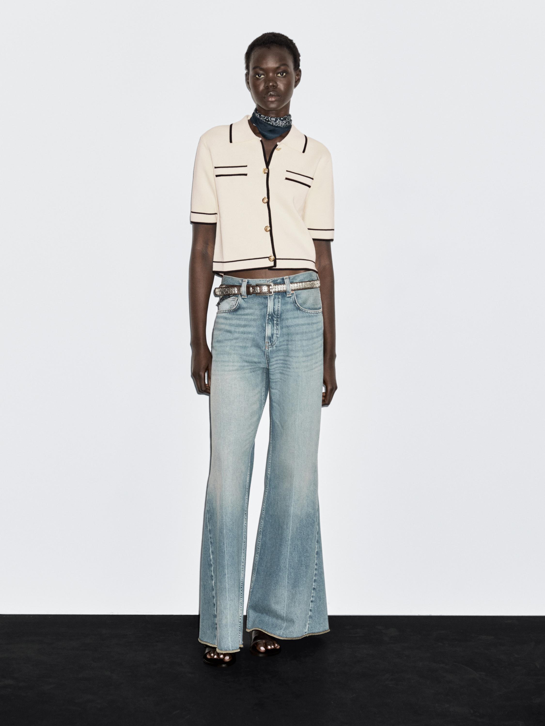 Cardigan à manches courtes avec boutons fantaisie