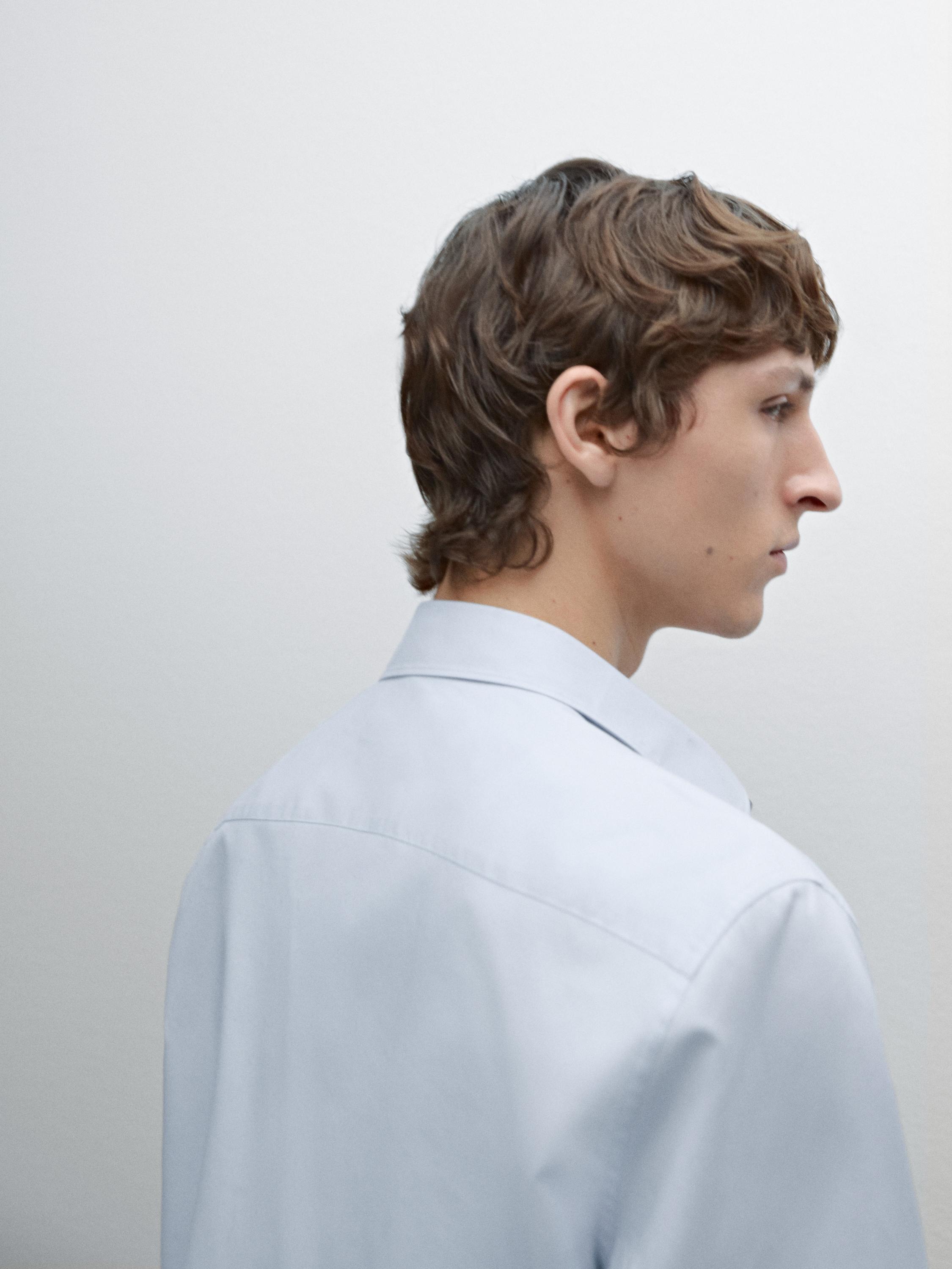 Regular fit 100% cotton twill shirt