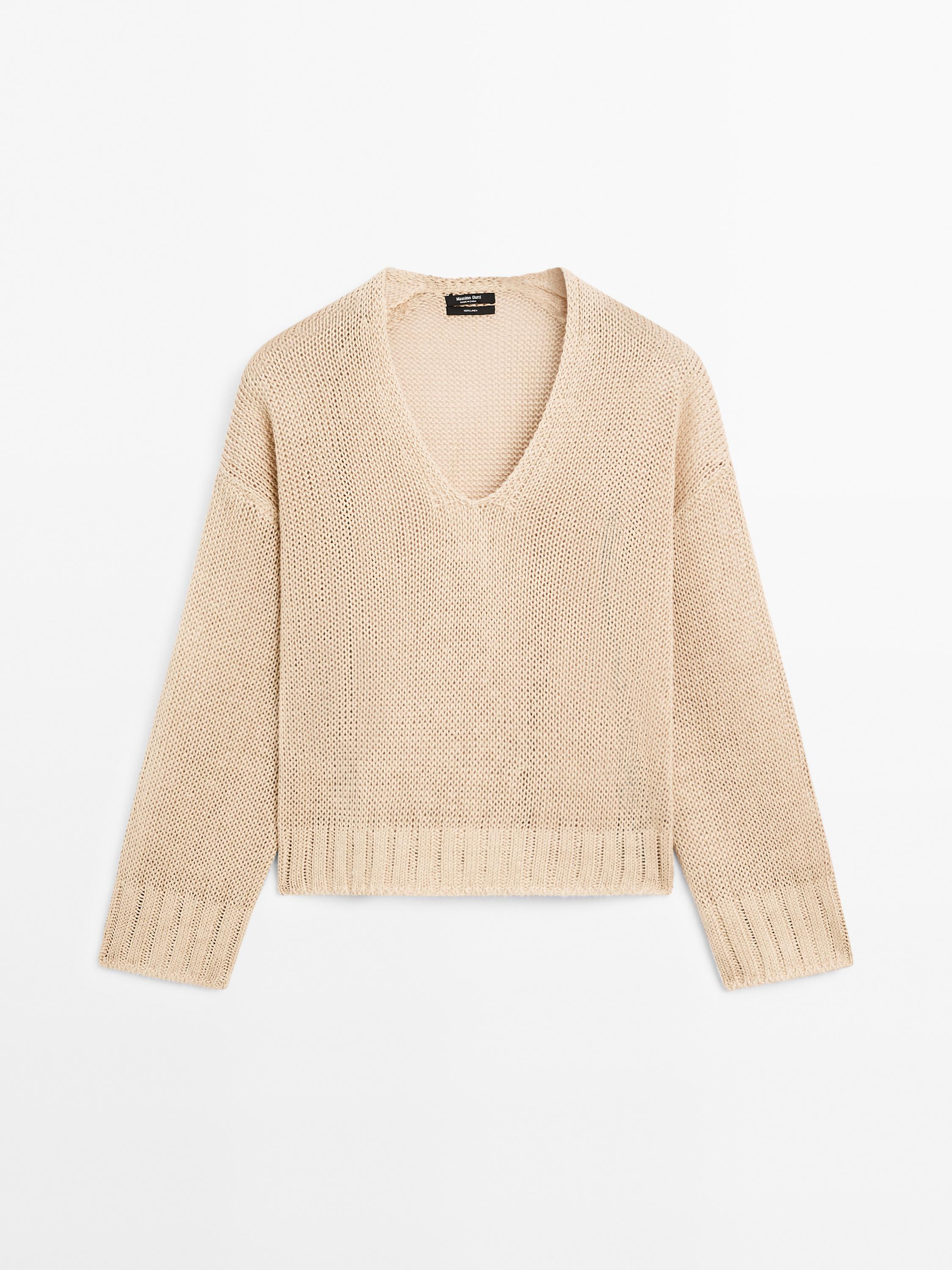 Maglia con scollo a v in lino