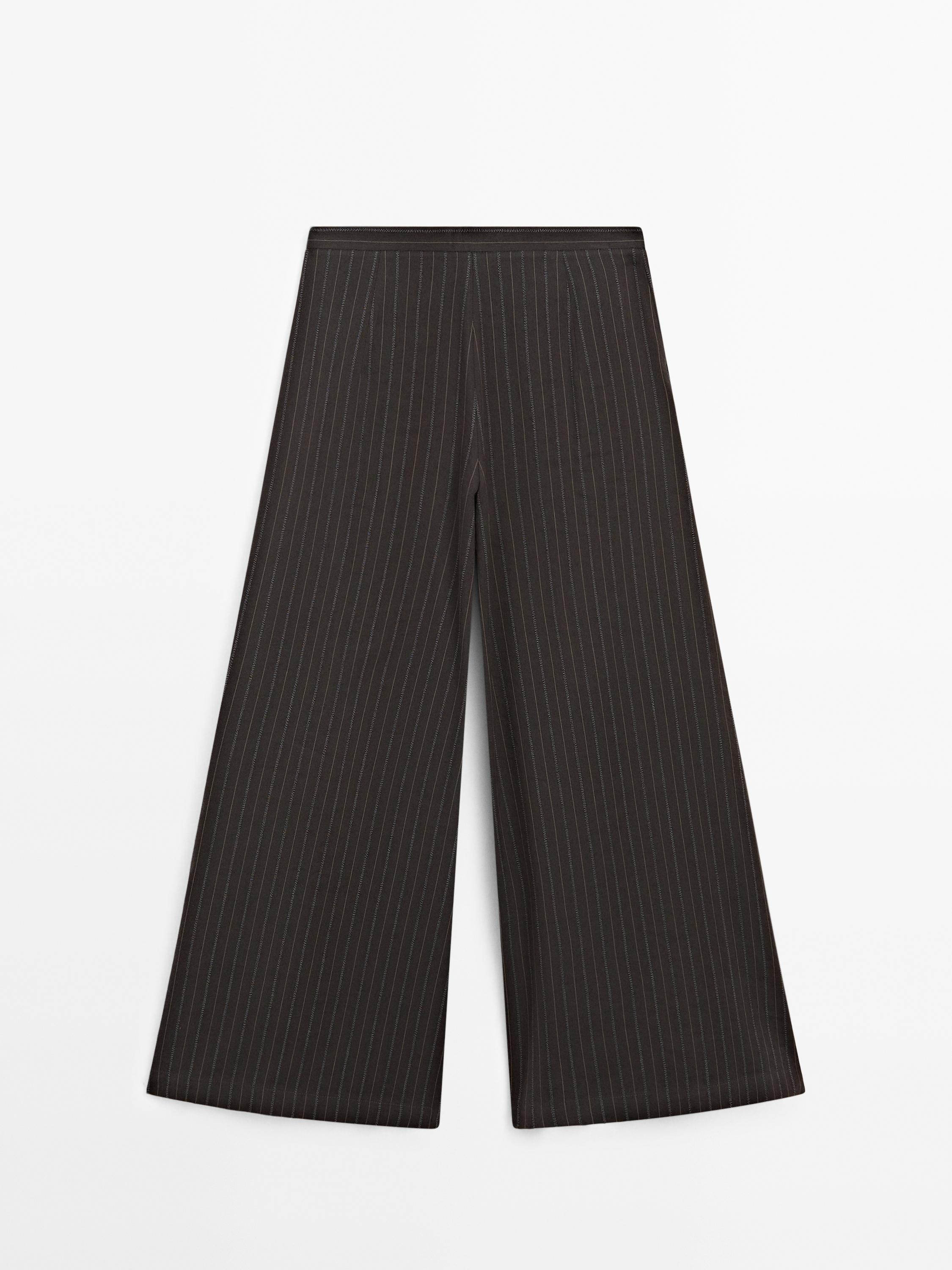 Wide-leg trousers with triple dart detail