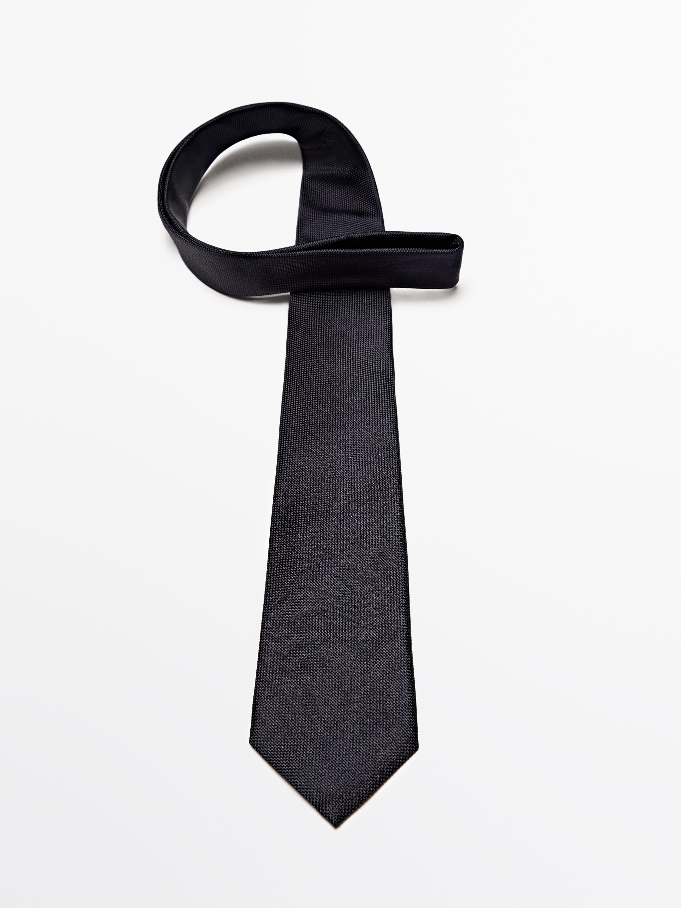 100% mulberry silk tie