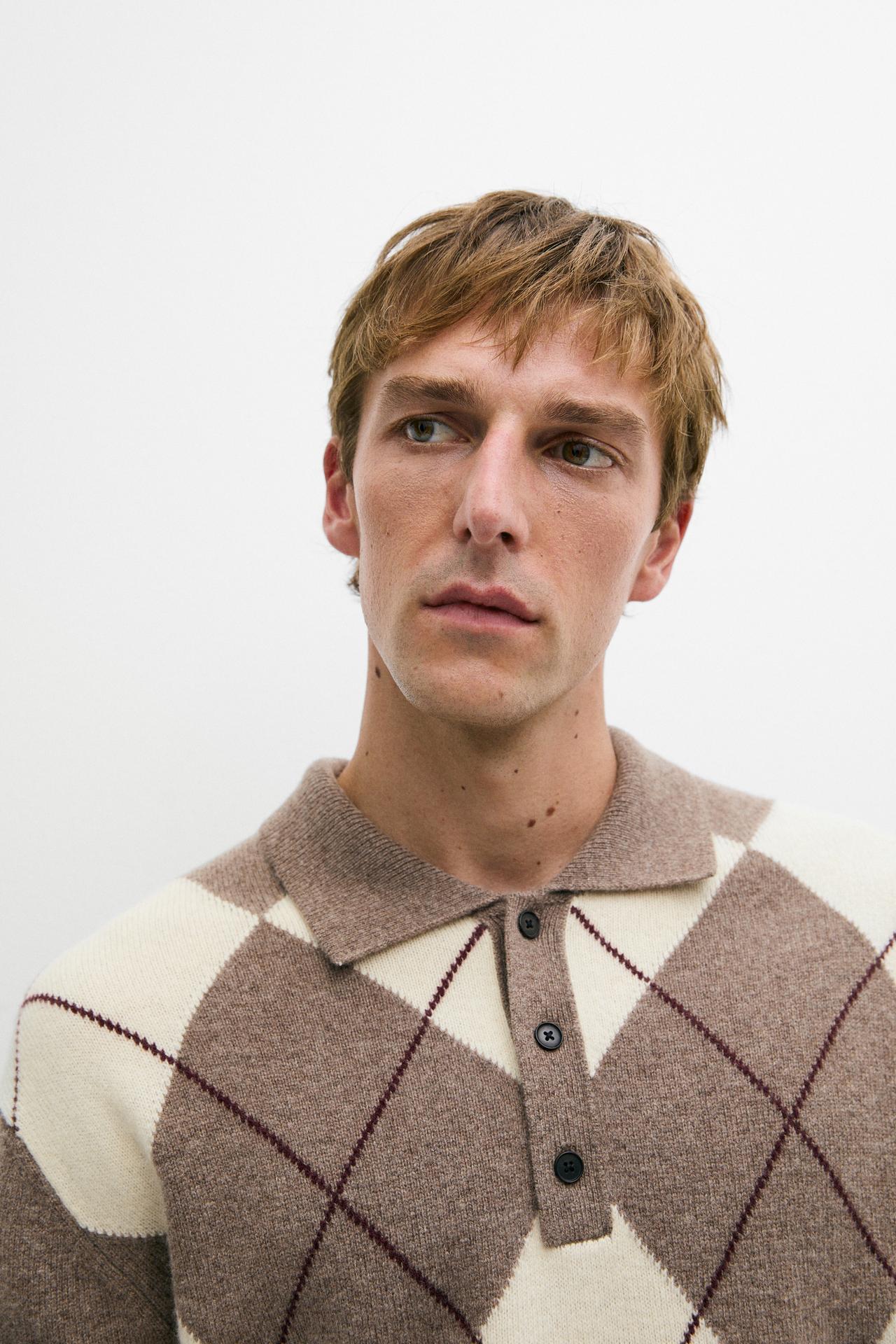 Diamond knit polo sweater — MINK