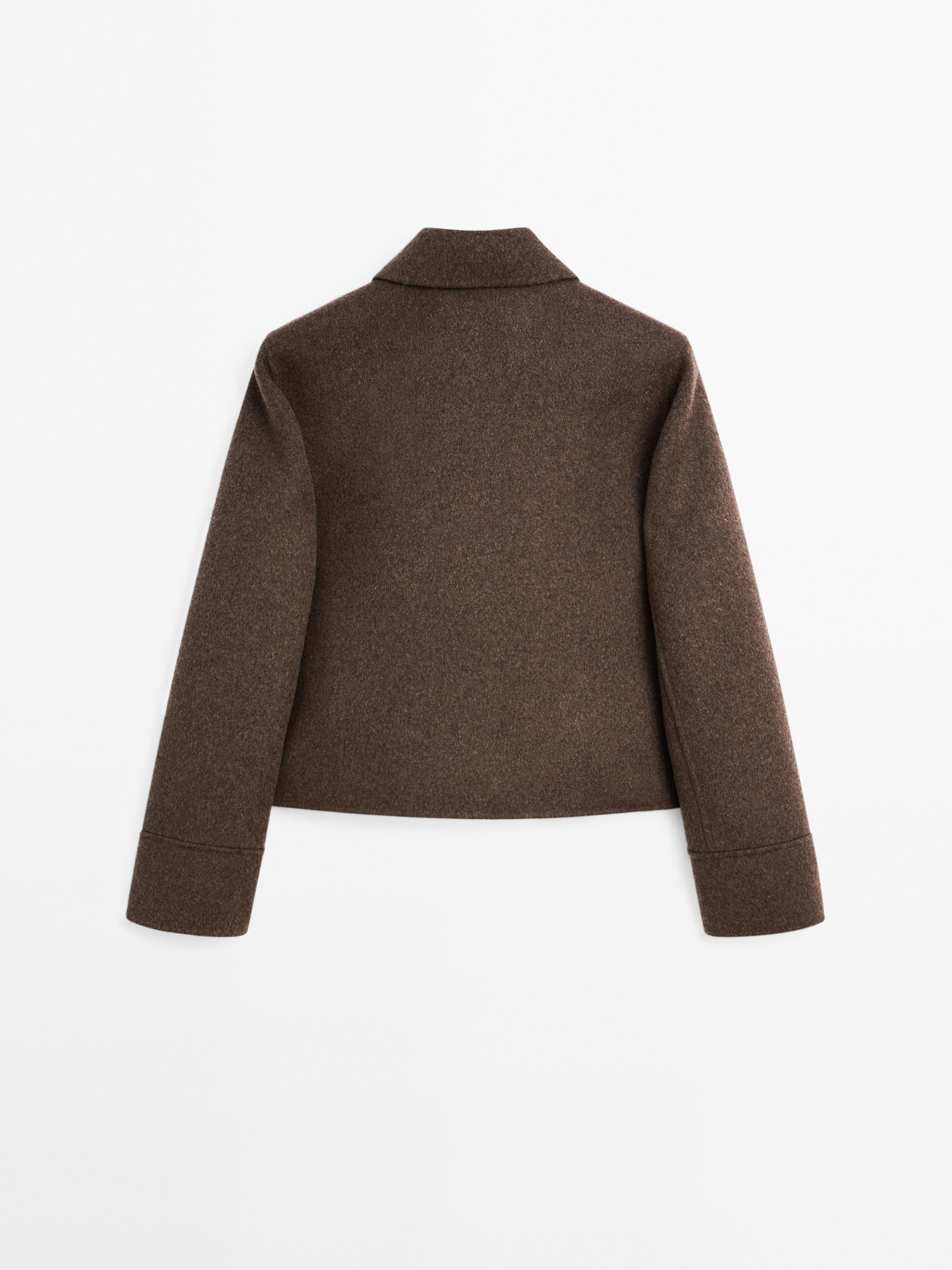 Short double-breasted wool blend coat