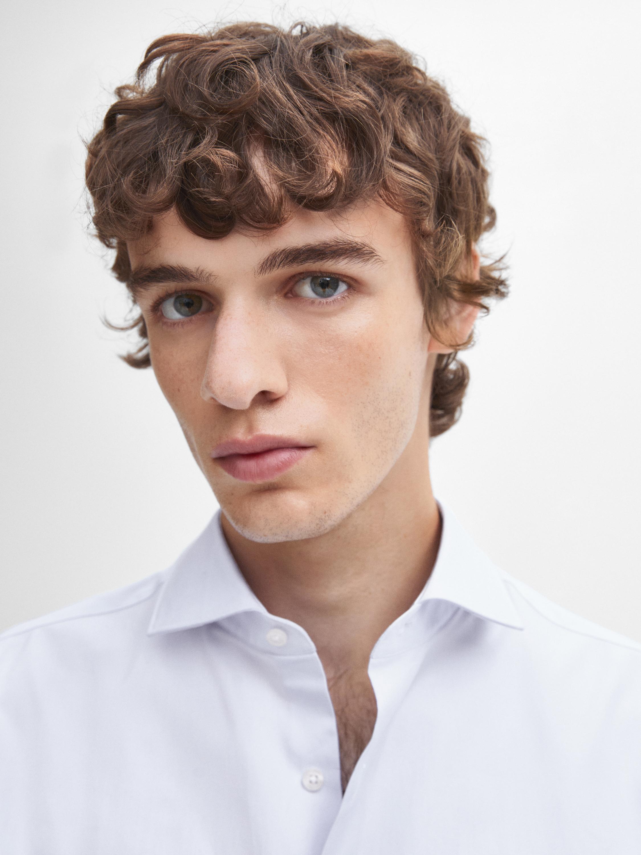 Camisa slim fit 100% algodão