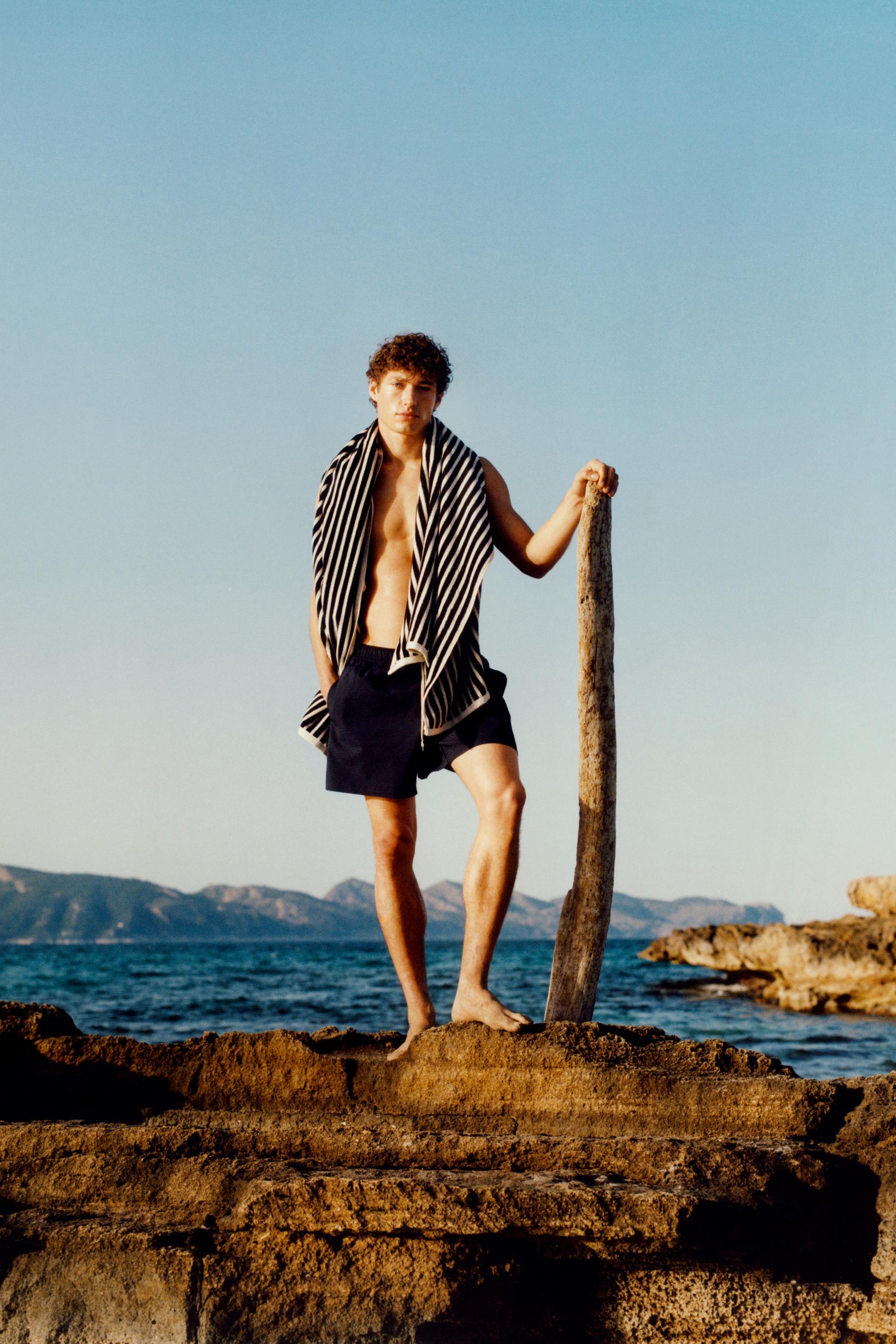 Striped cotton towel — KHAKI