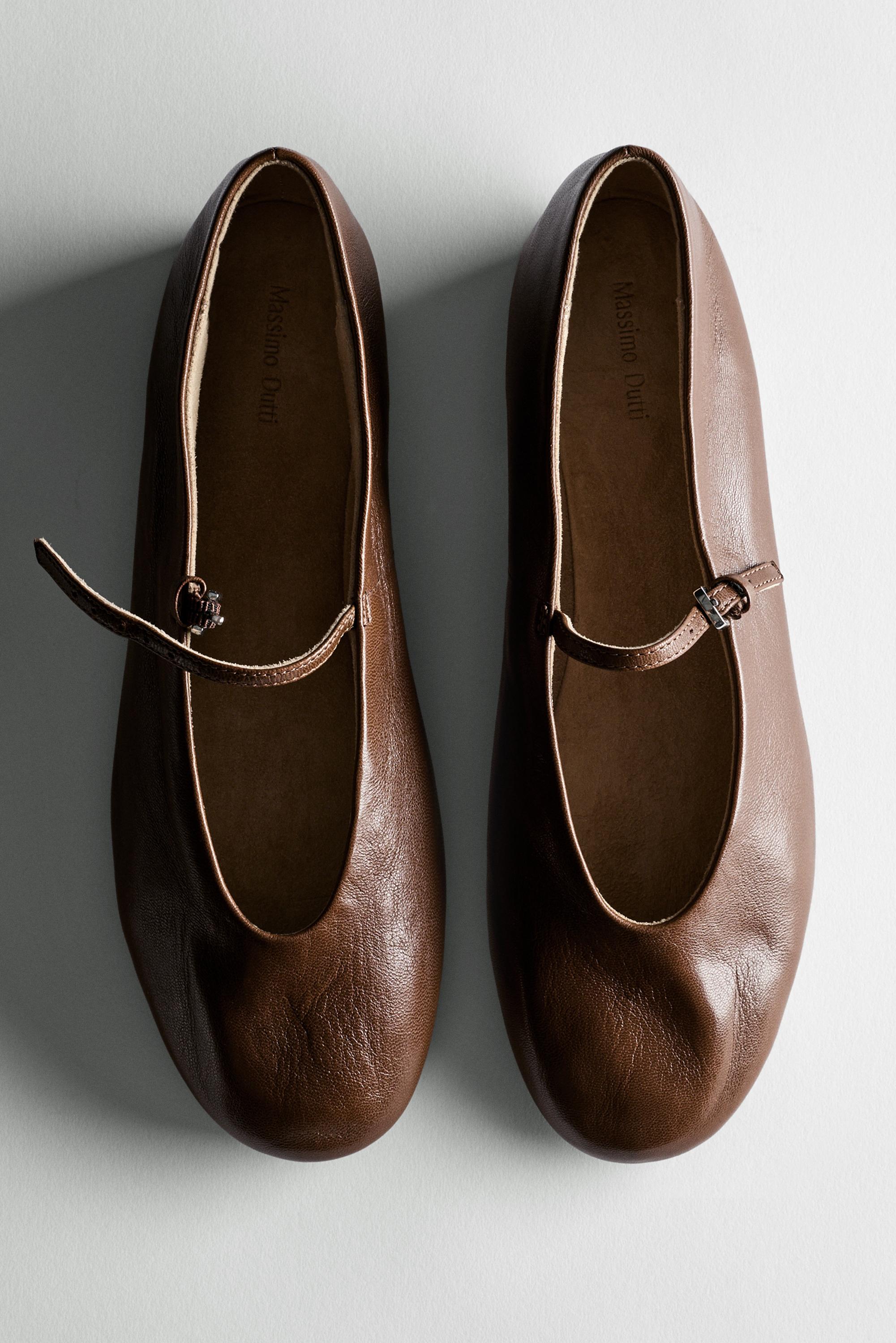 Soft leather ballerinas