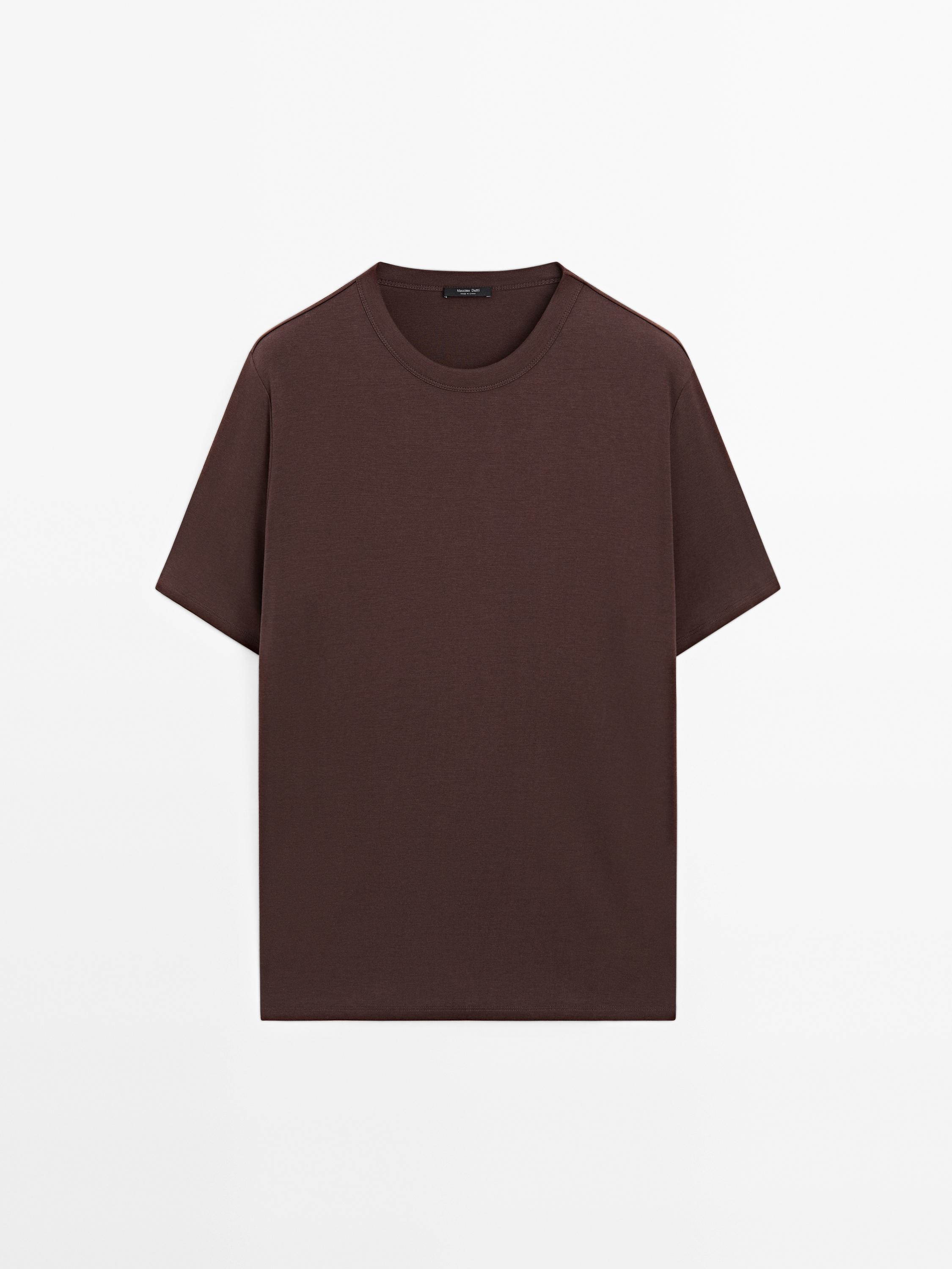 Short sleeve cotton blend T-shirt