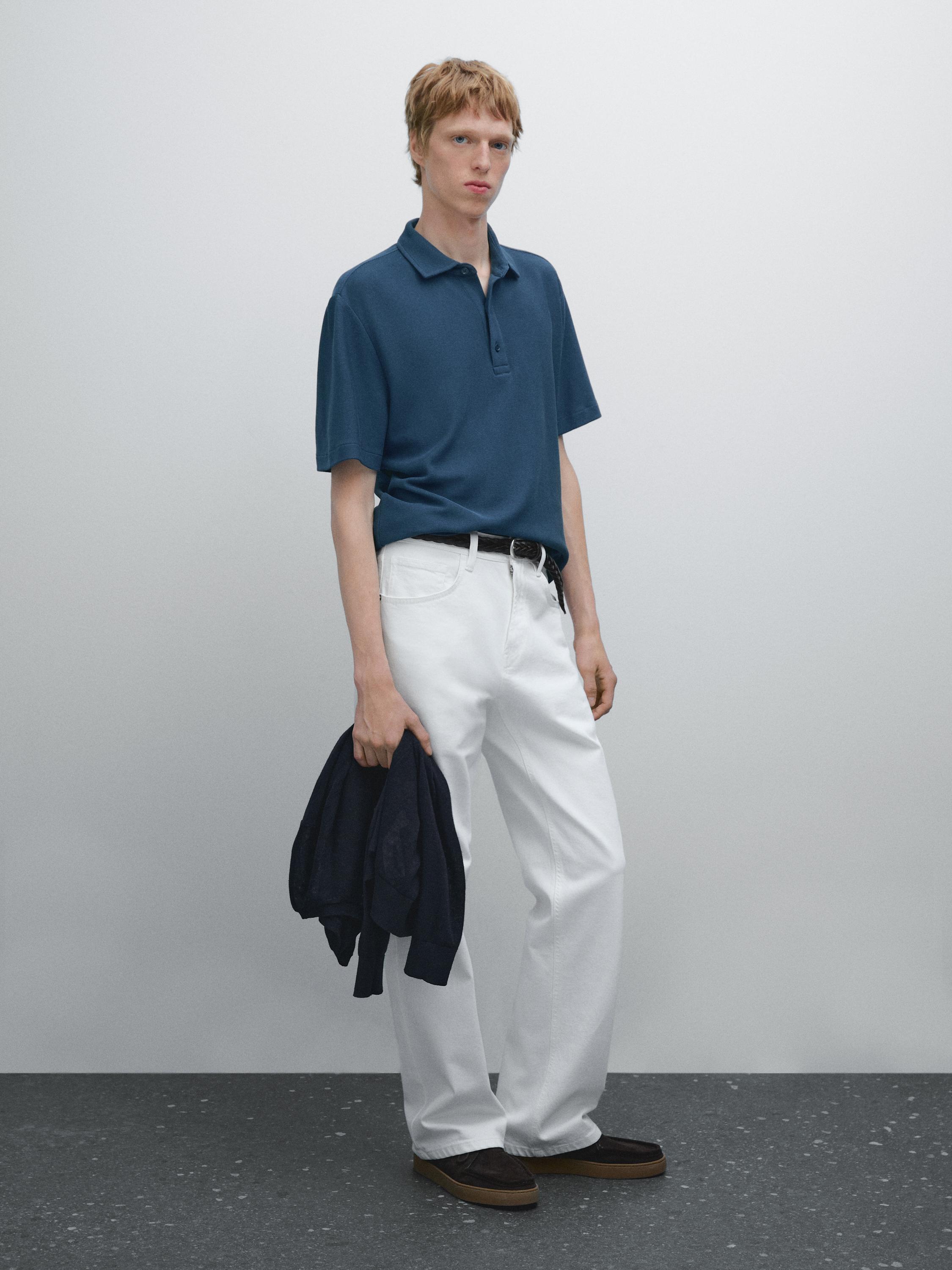 Textured short sleeve polo shirt