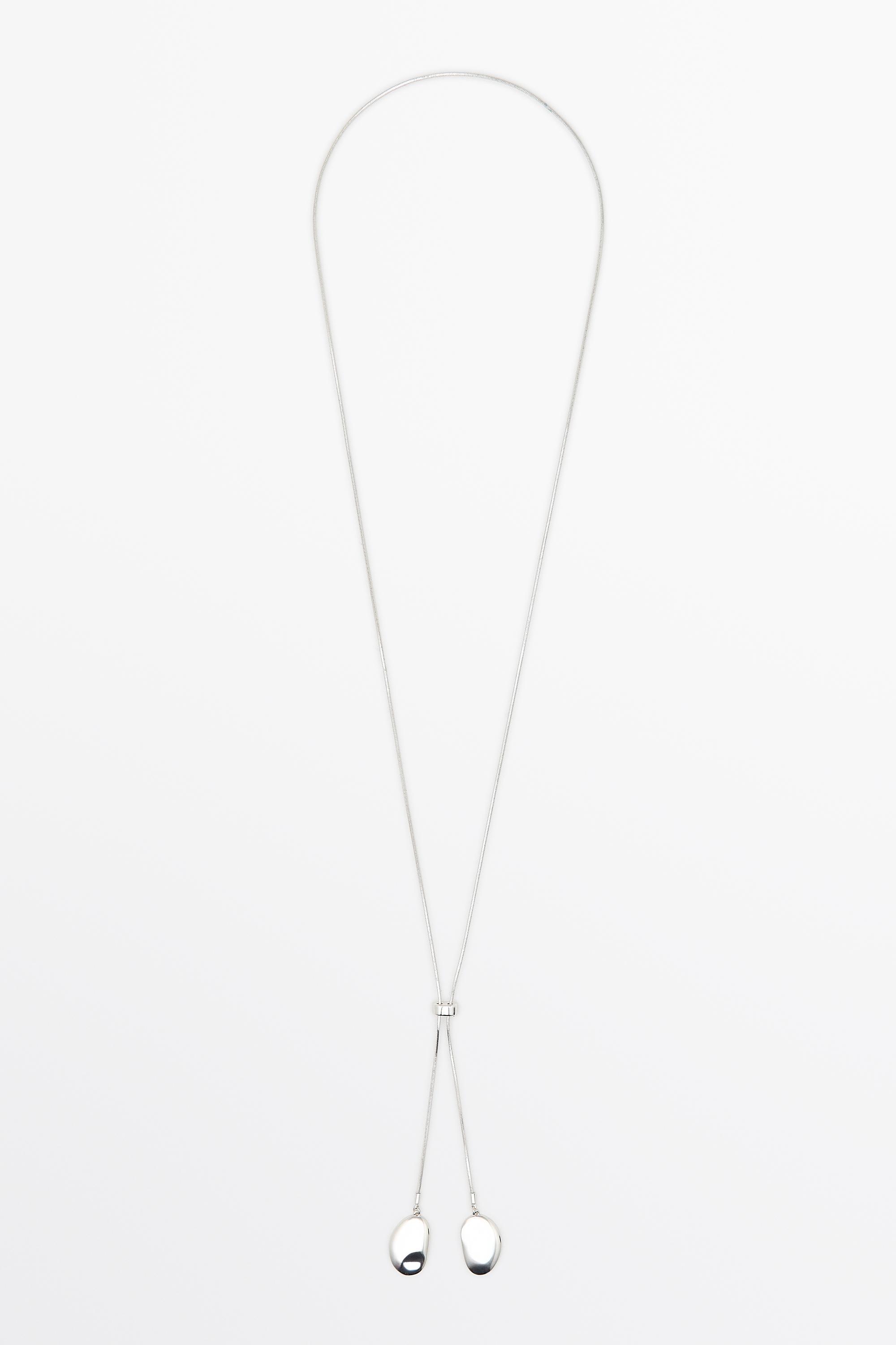 Collar corbatero piezas metálicas