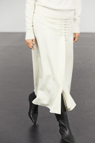 Straight midi skirt with button detail — CREAM 3