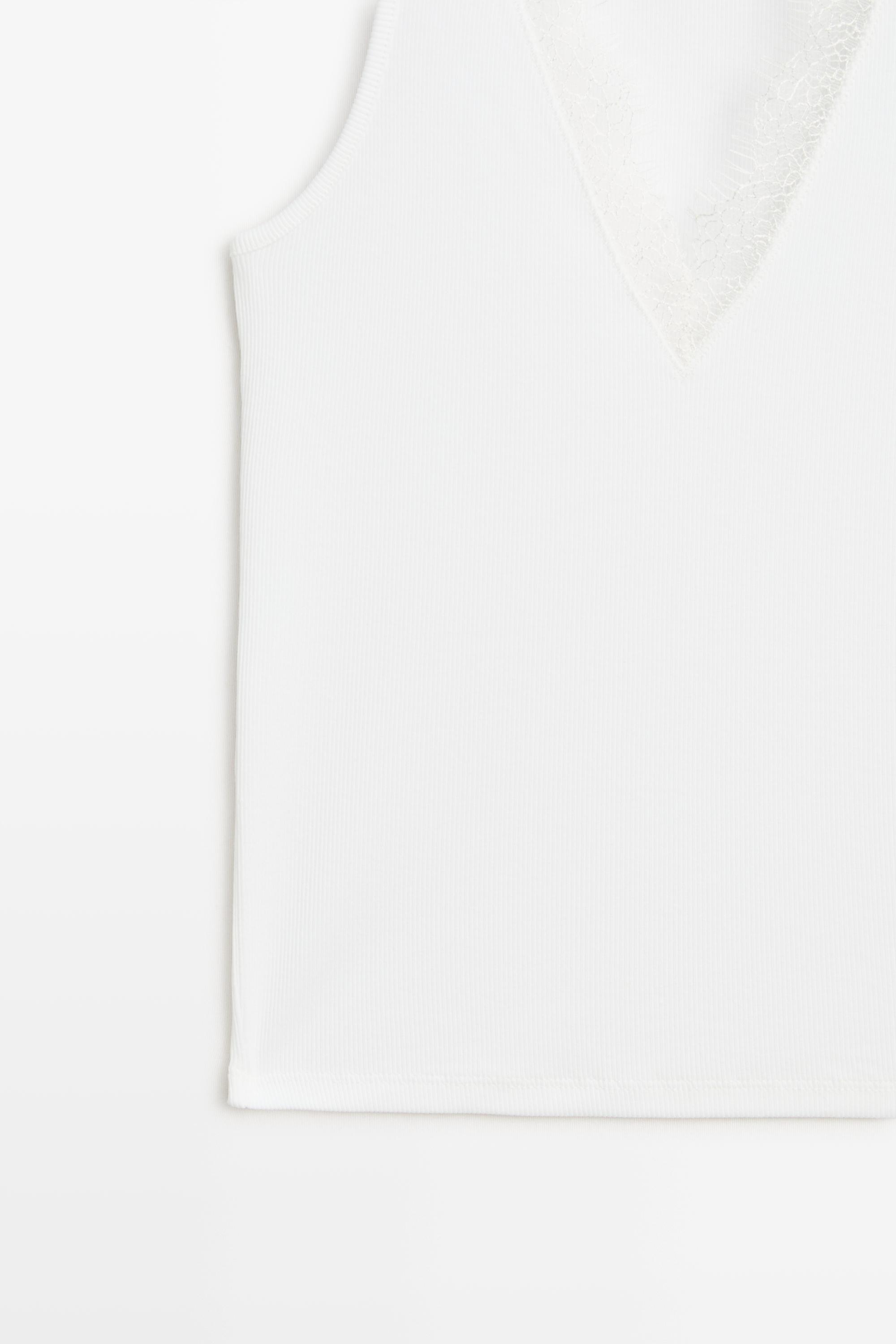 V-neck lace trim camisole top — CREAM