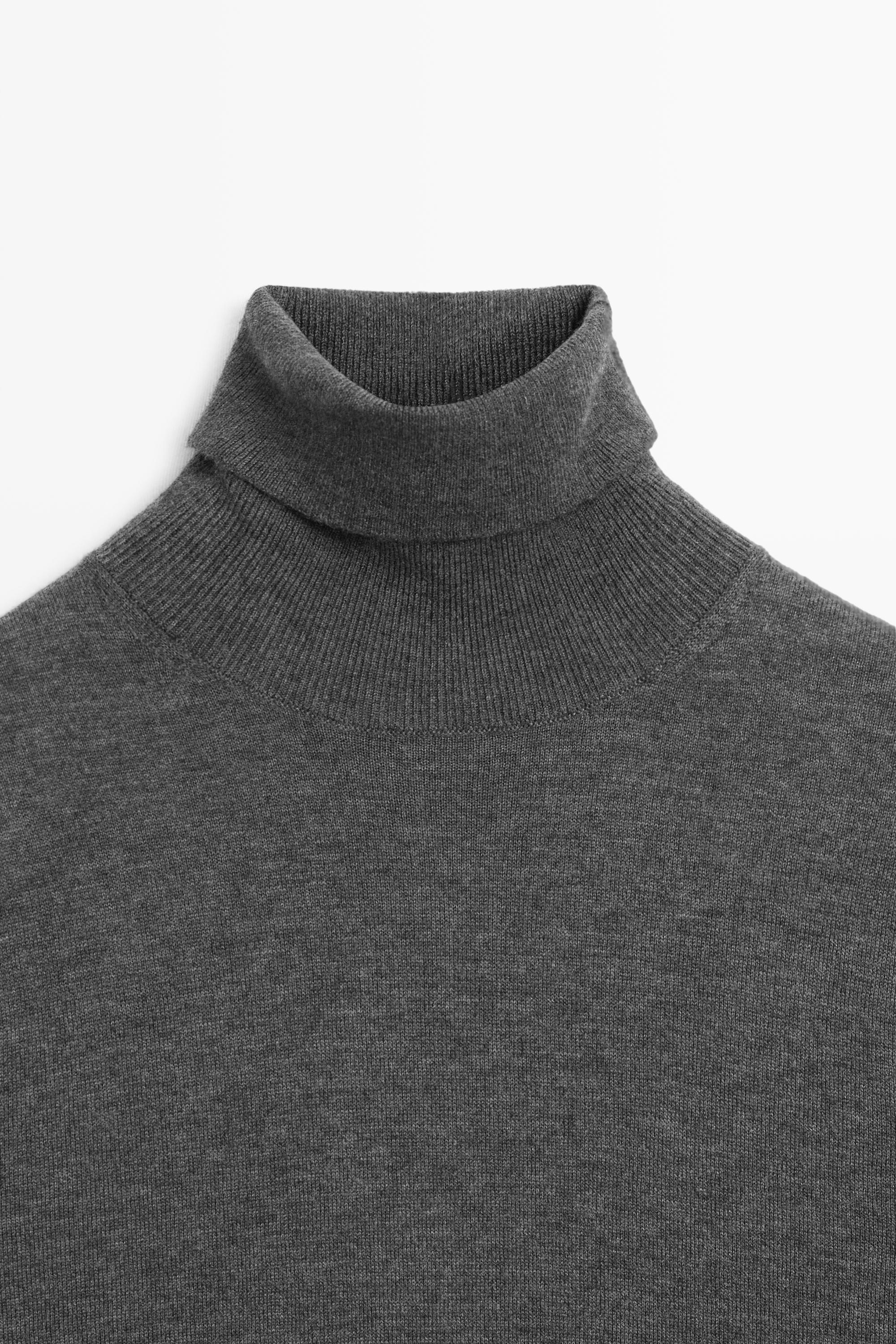 Wool-blend turtleneck knit sweater — GREY