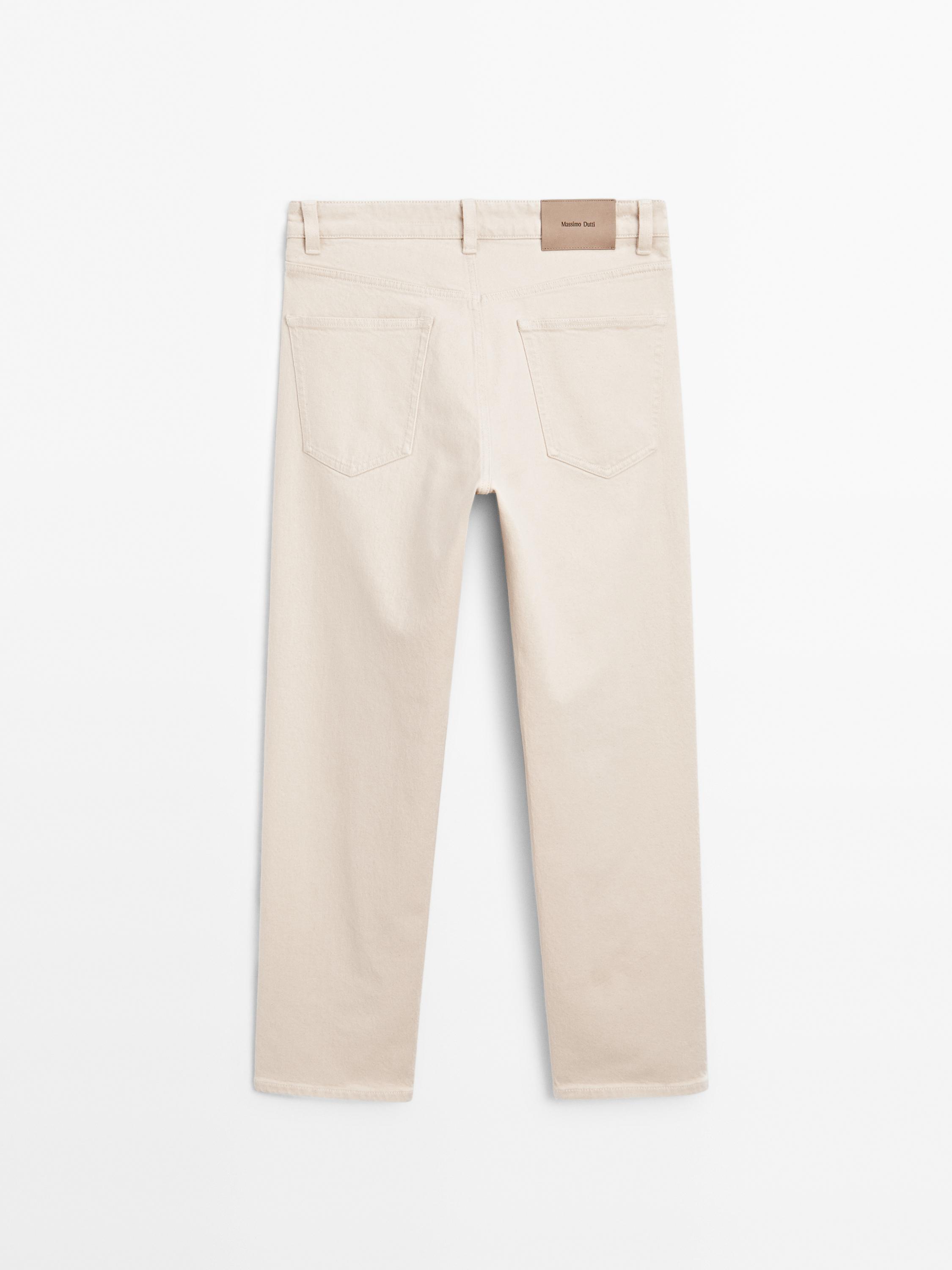Tapered fit jeans