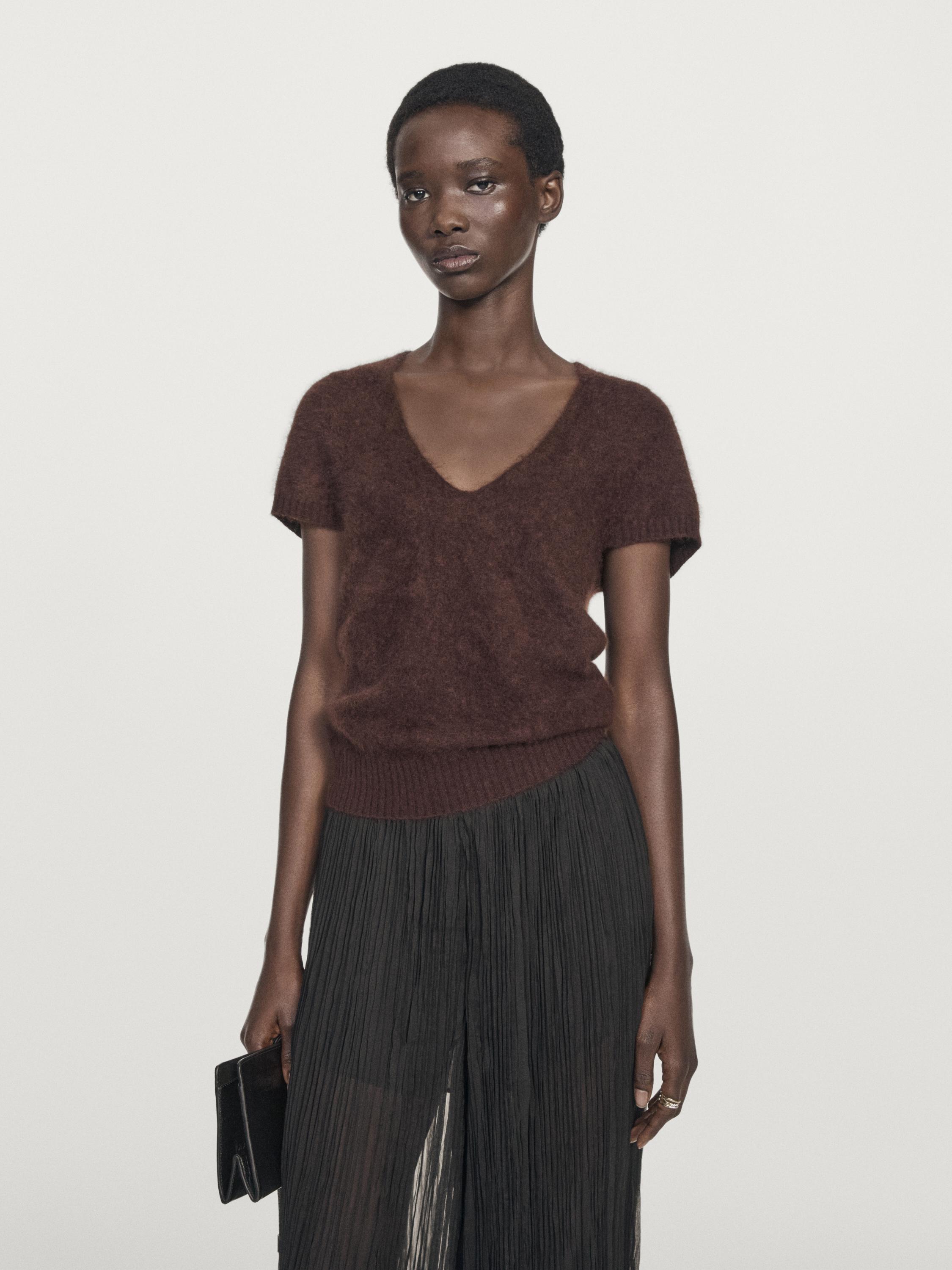 Wool and cashmere V-neck knit sweater