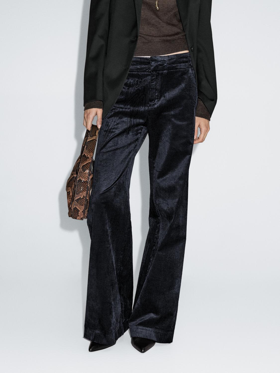 Pantalón tiro medio palazzo pana