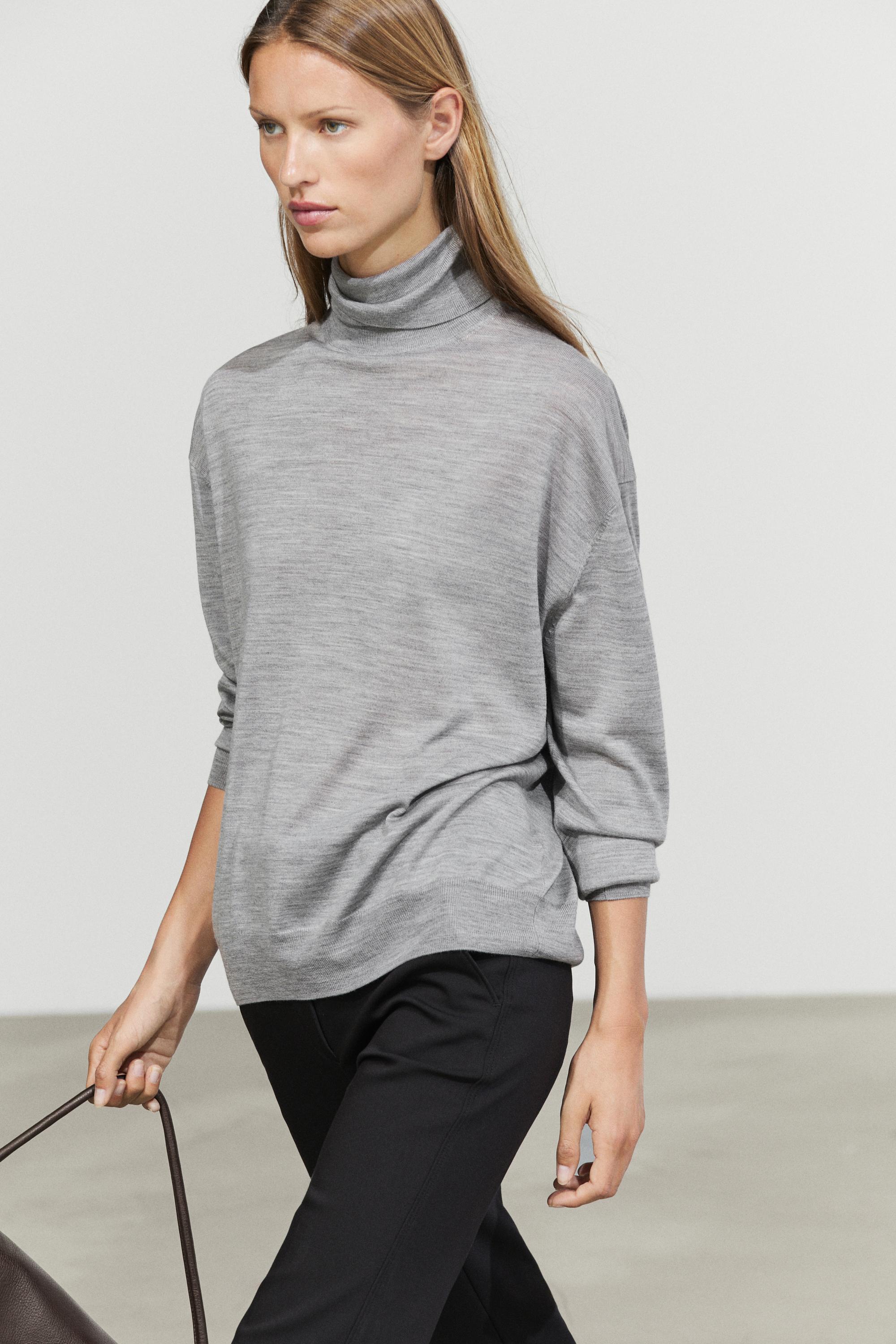 100% wool turtleneck knit sweater — GREY