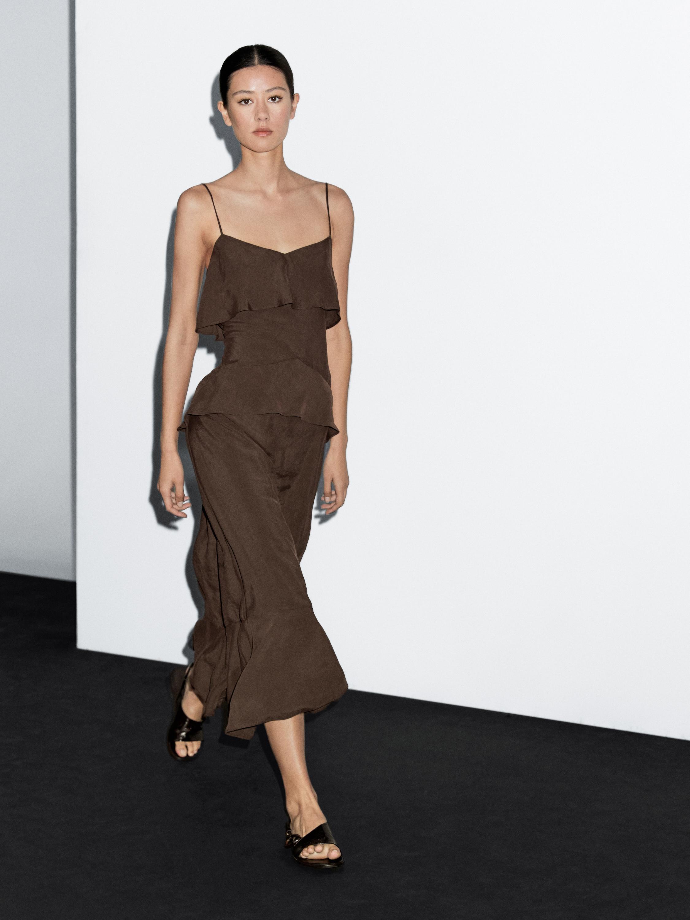 Vestido largo volantes