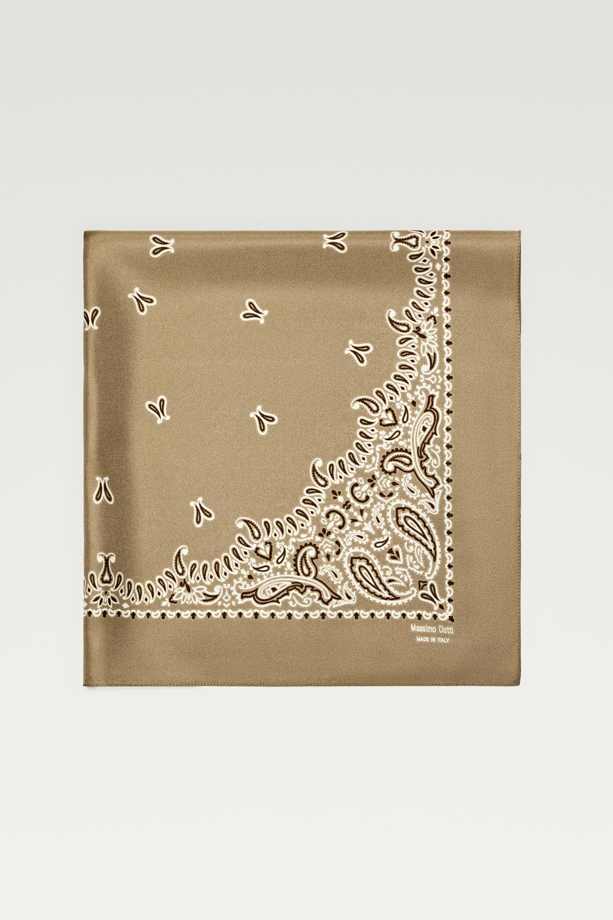 Paisley print scarf — GOLDEN