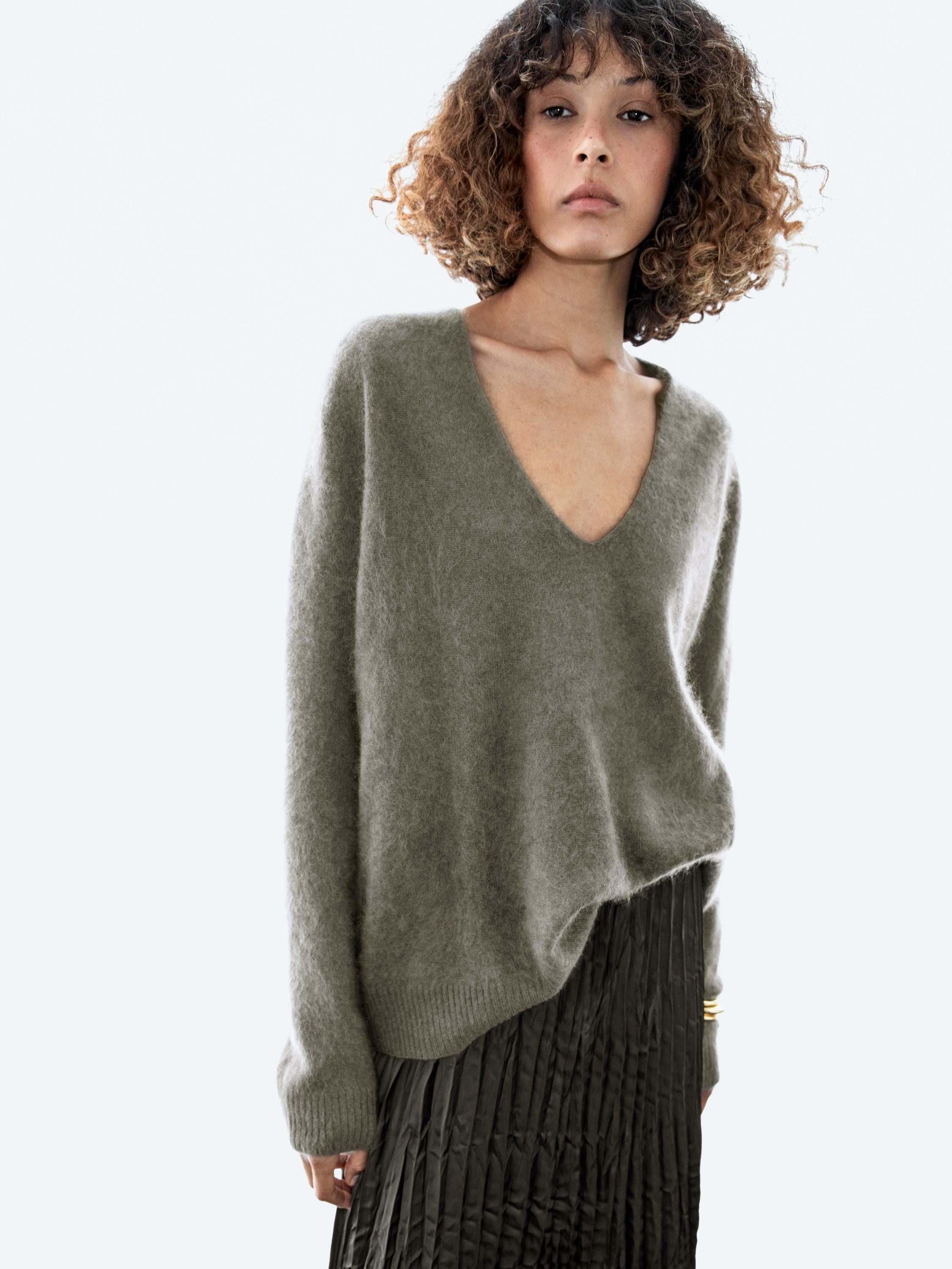 Jersey punto cuello pico lana cashmere