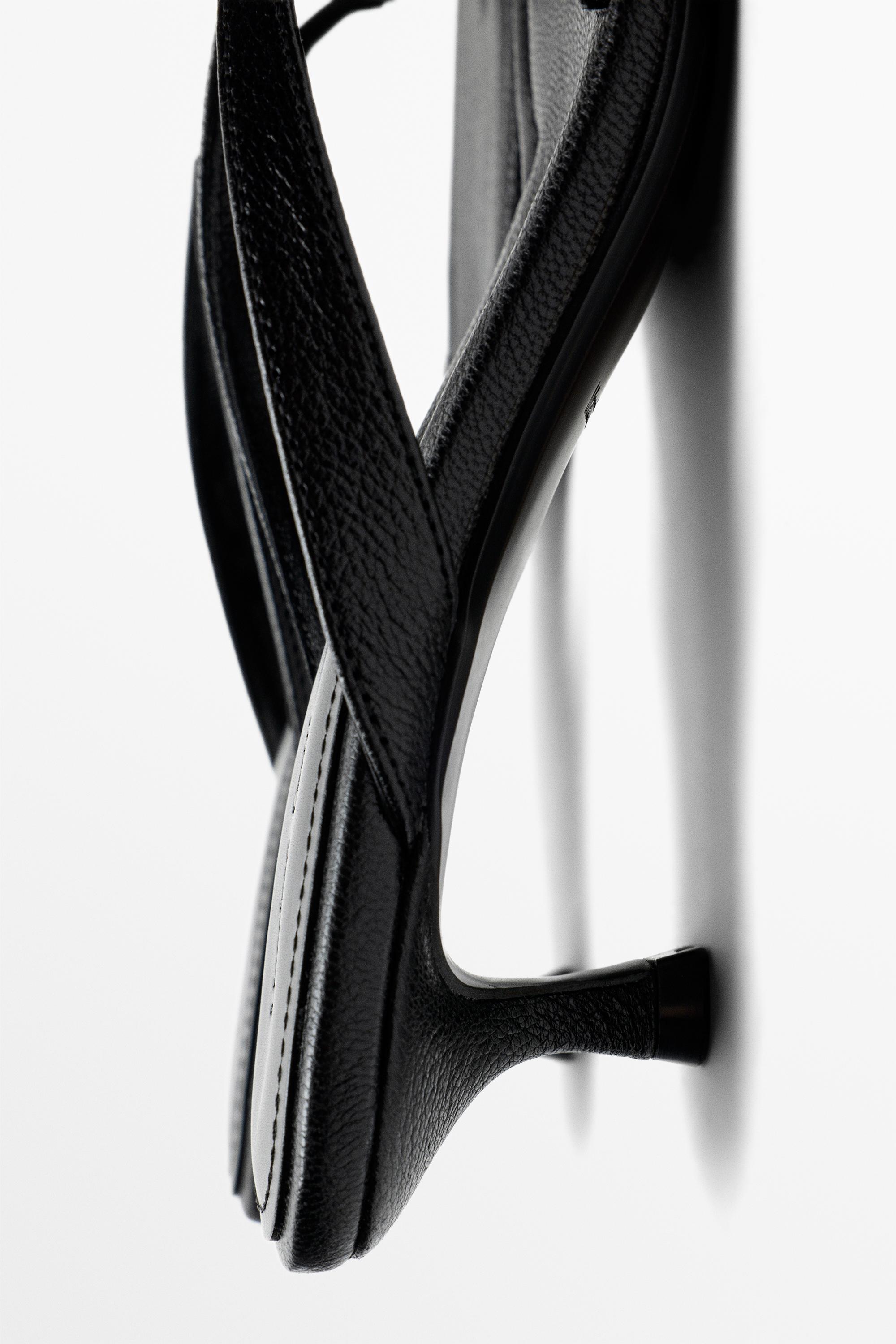 Leather heeled sandal · Black · Heeledâ Sandal | Massimo Dutti