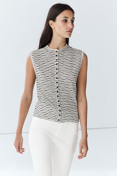 High neck textured vest — CREAM 3