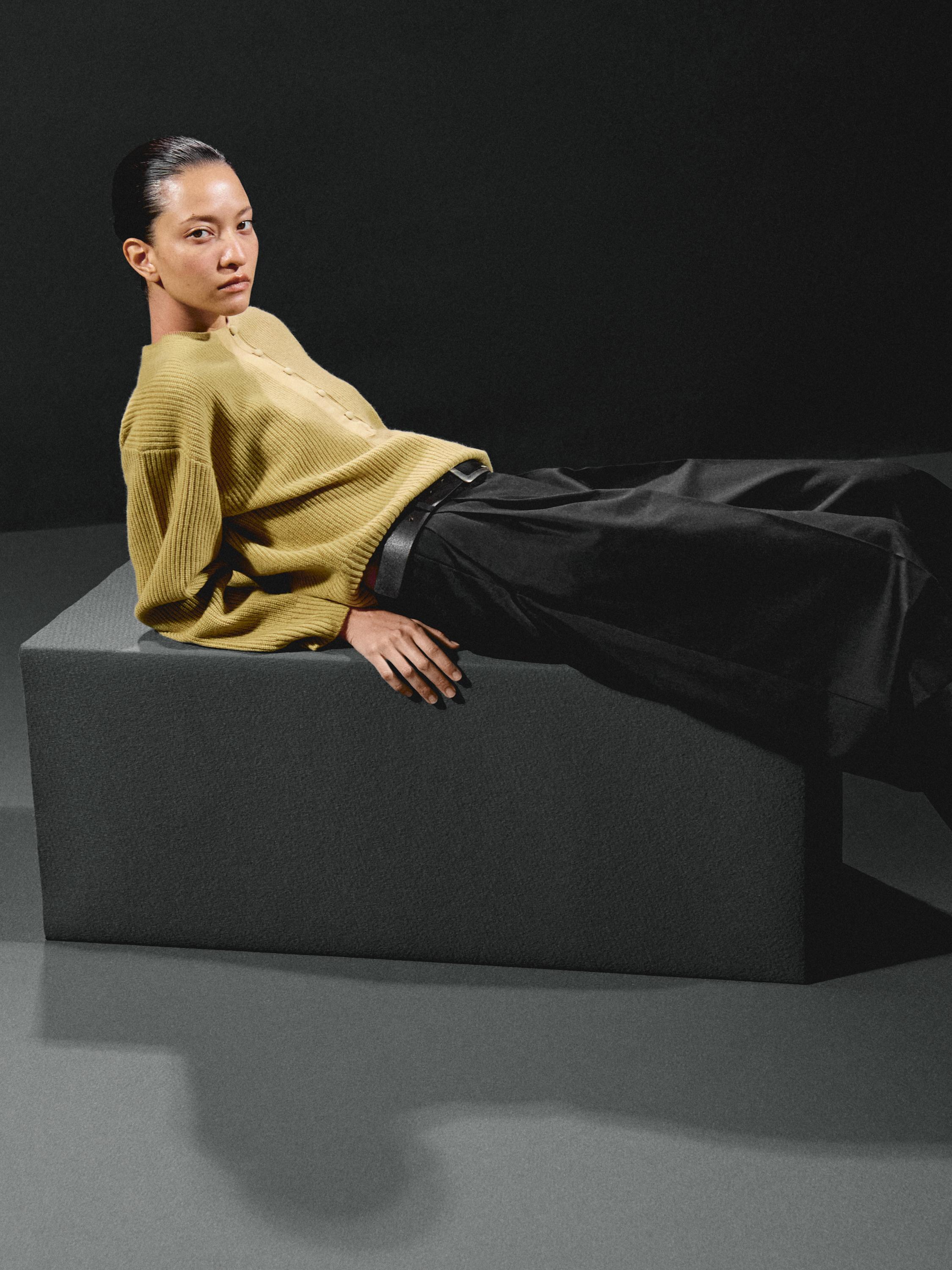 Wool blend knit sweater — MUSTARD YELLOW