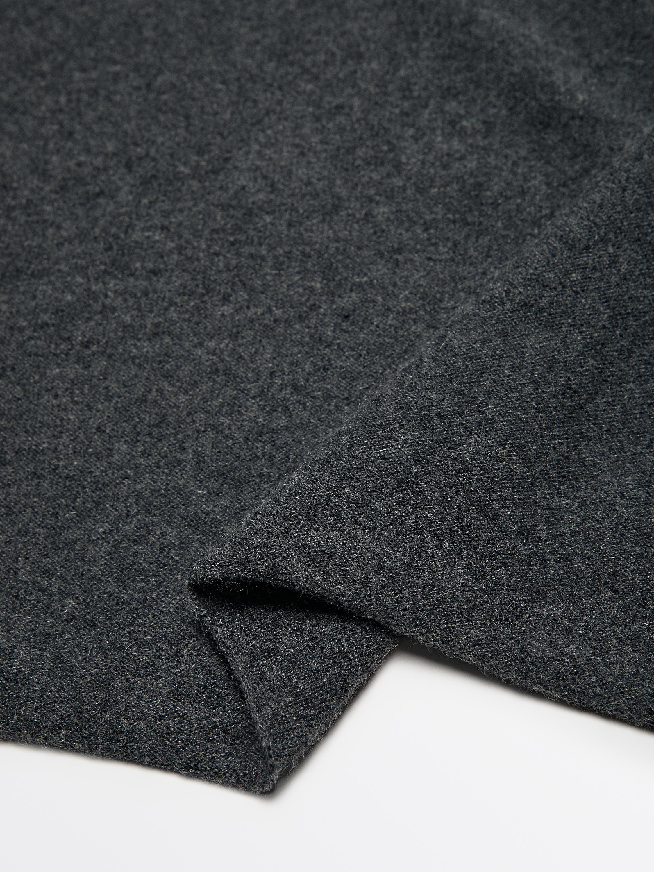 100% cashmere scarf