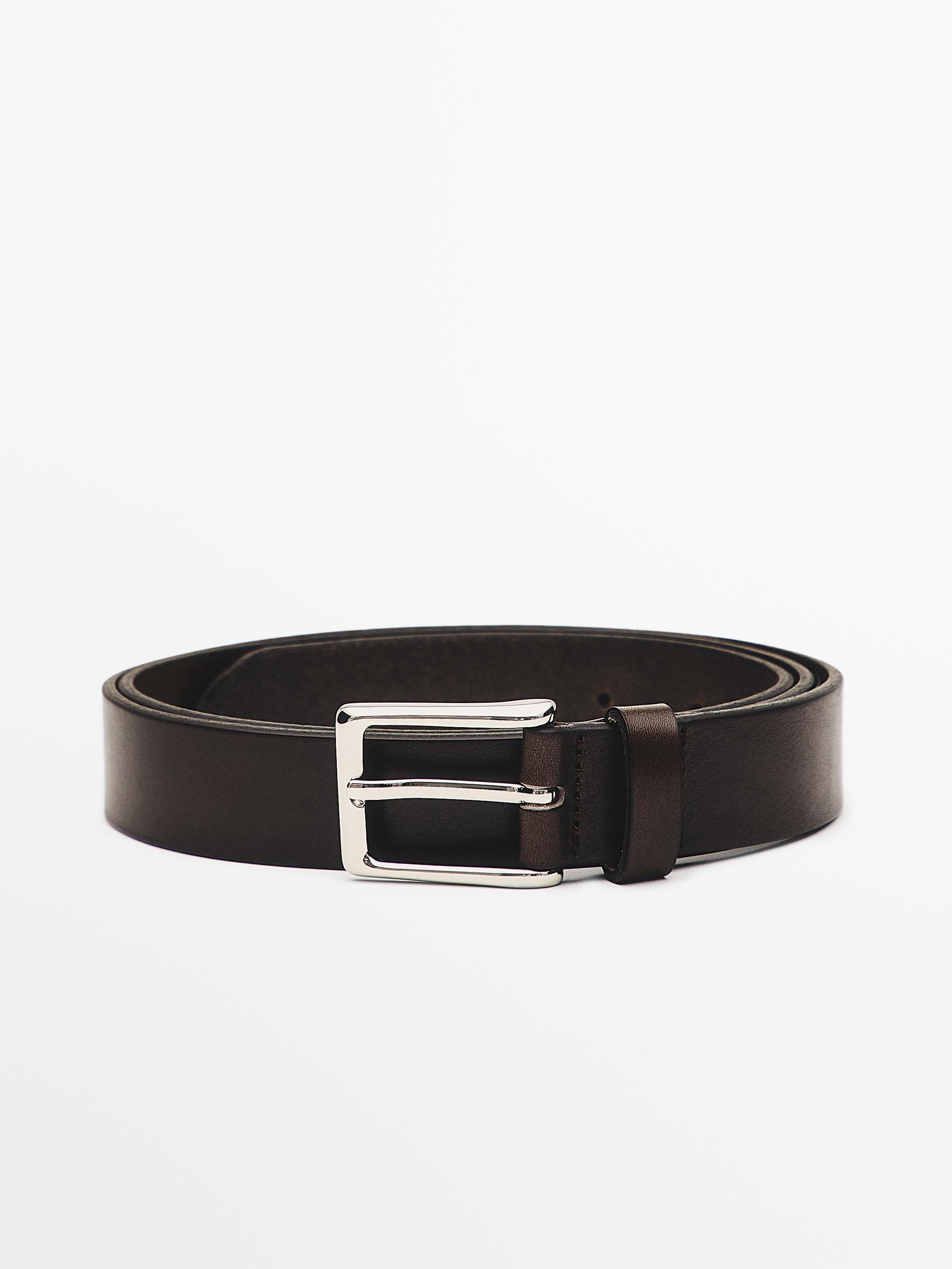 Leather belt with rectangular buckle