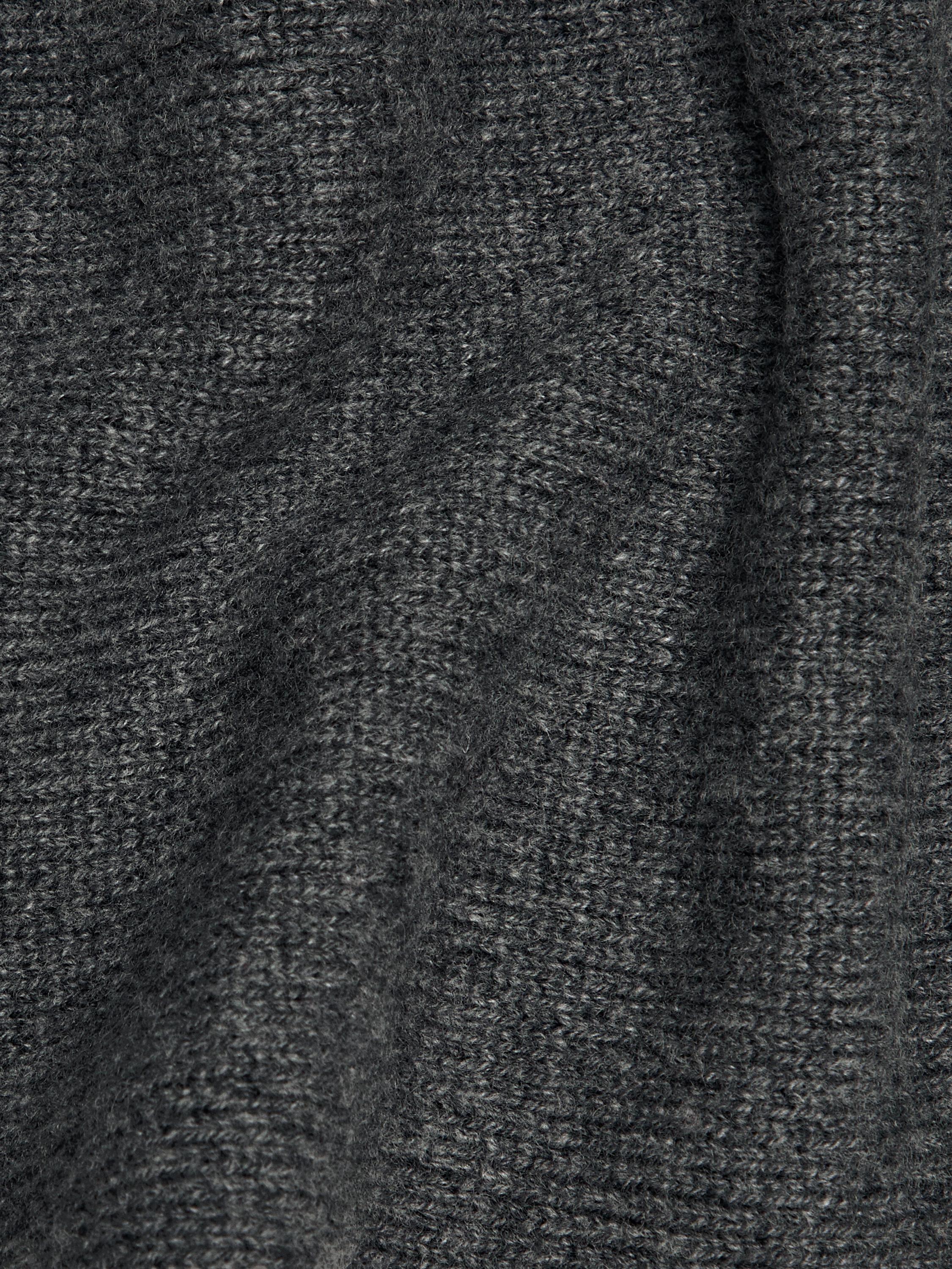 Fine wool blend scarf