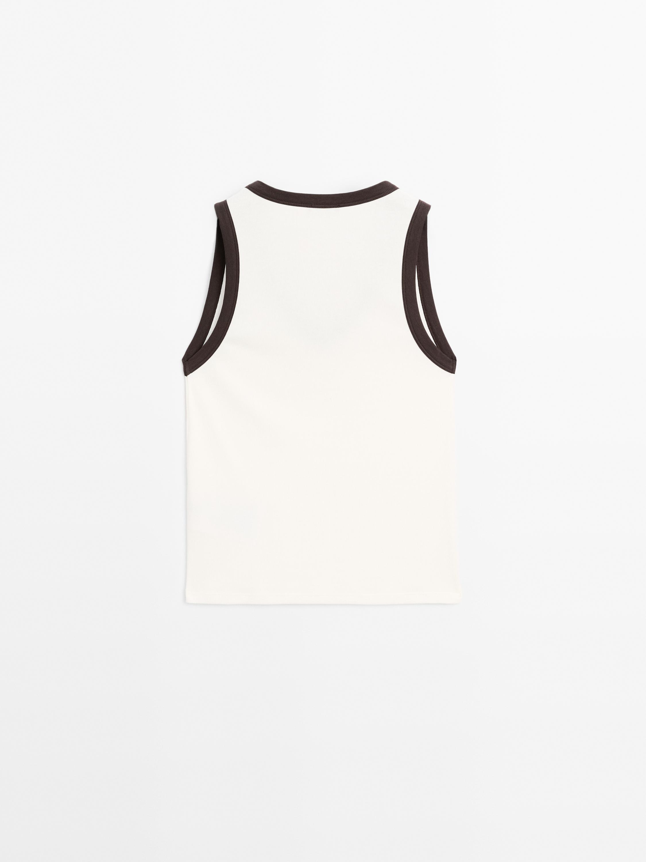 Ribbed V-neck T-shirt