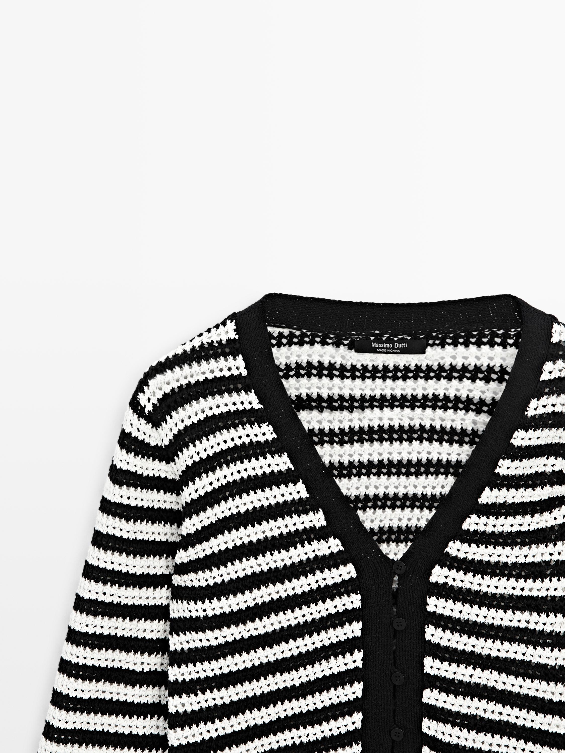 Striped knit cardigan · Black · Cardigan | Massimo Dutti