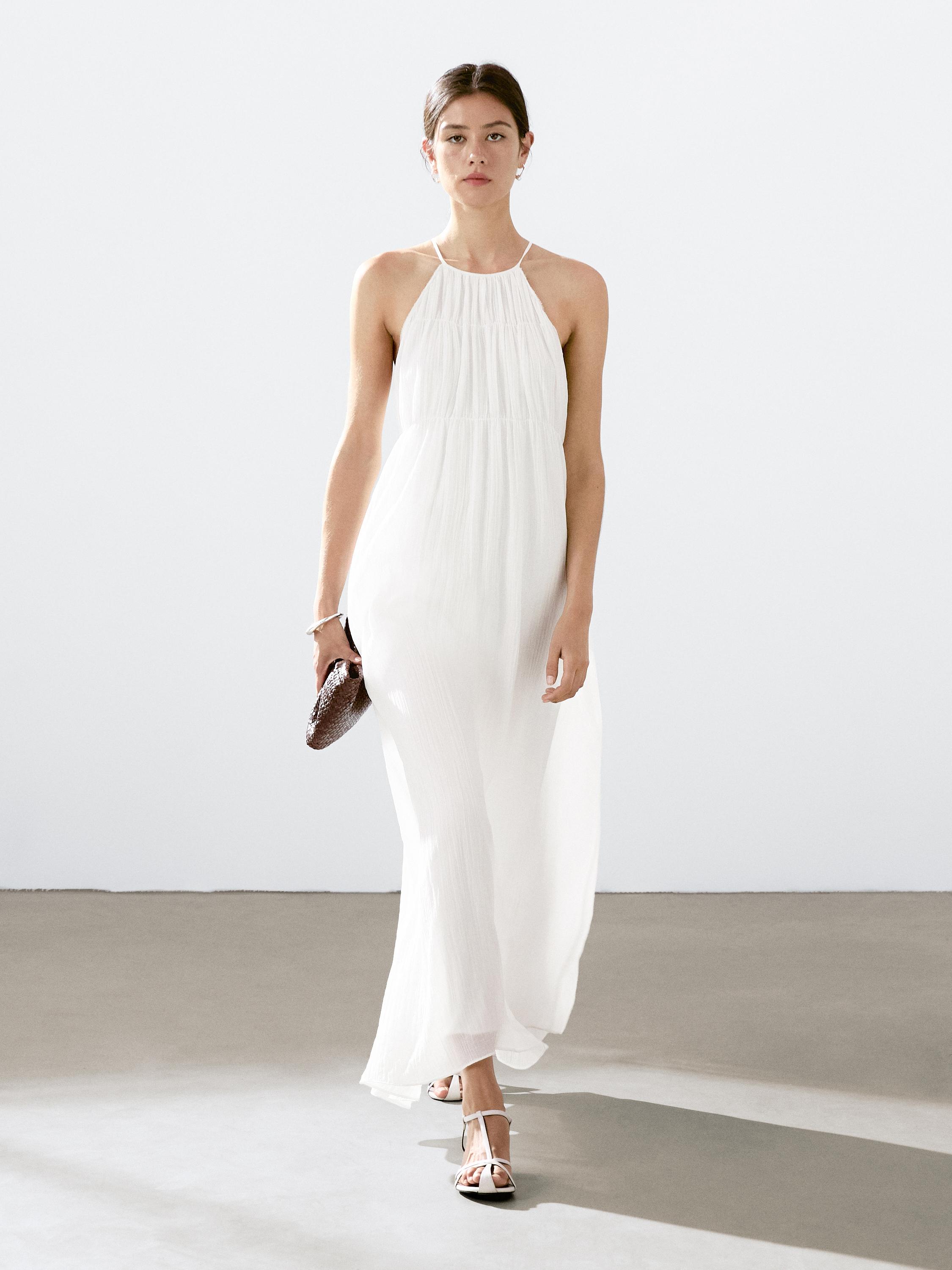 Robe longue plissée froncée