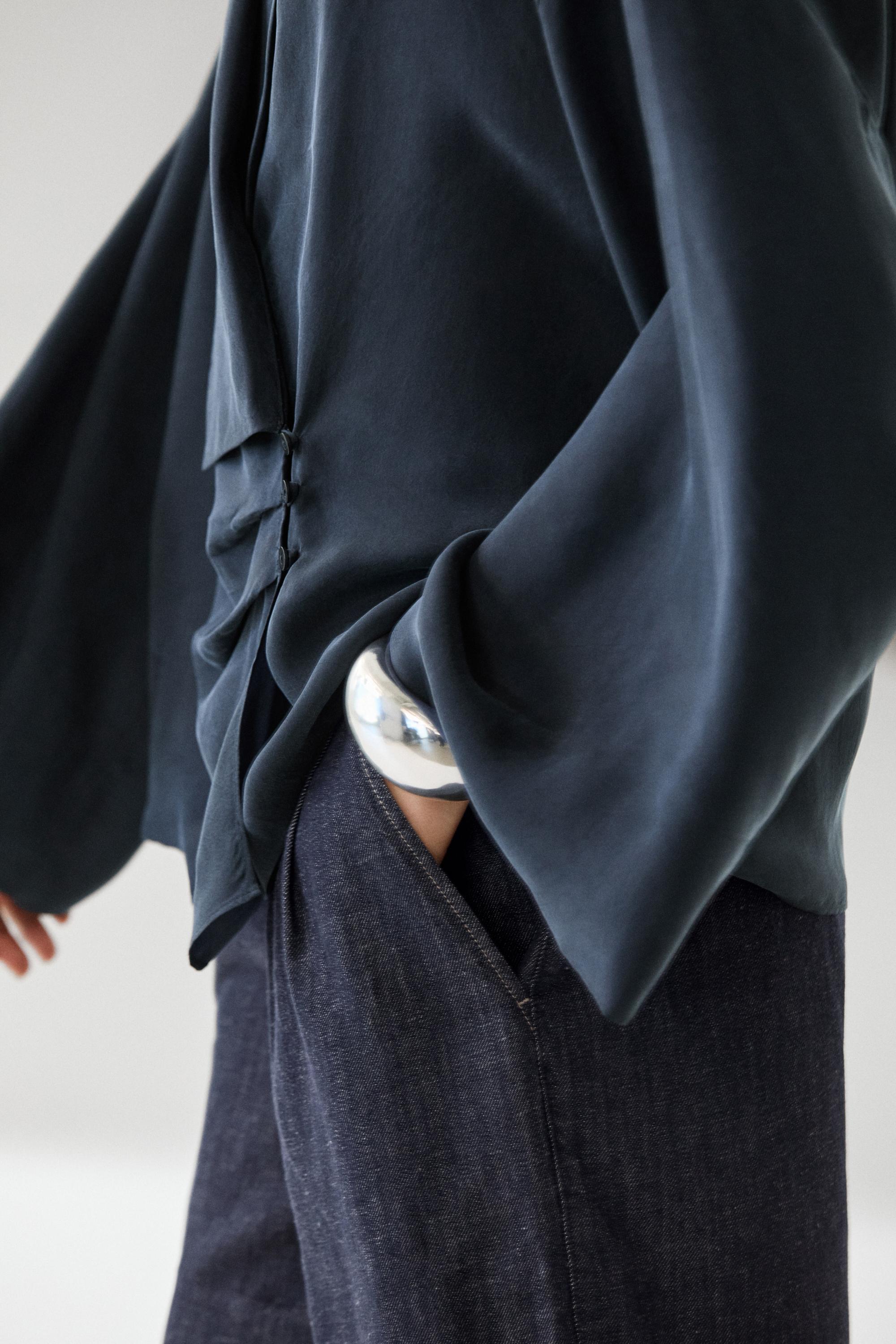 Flowing gathered wrap blouse — NAVY BLUE