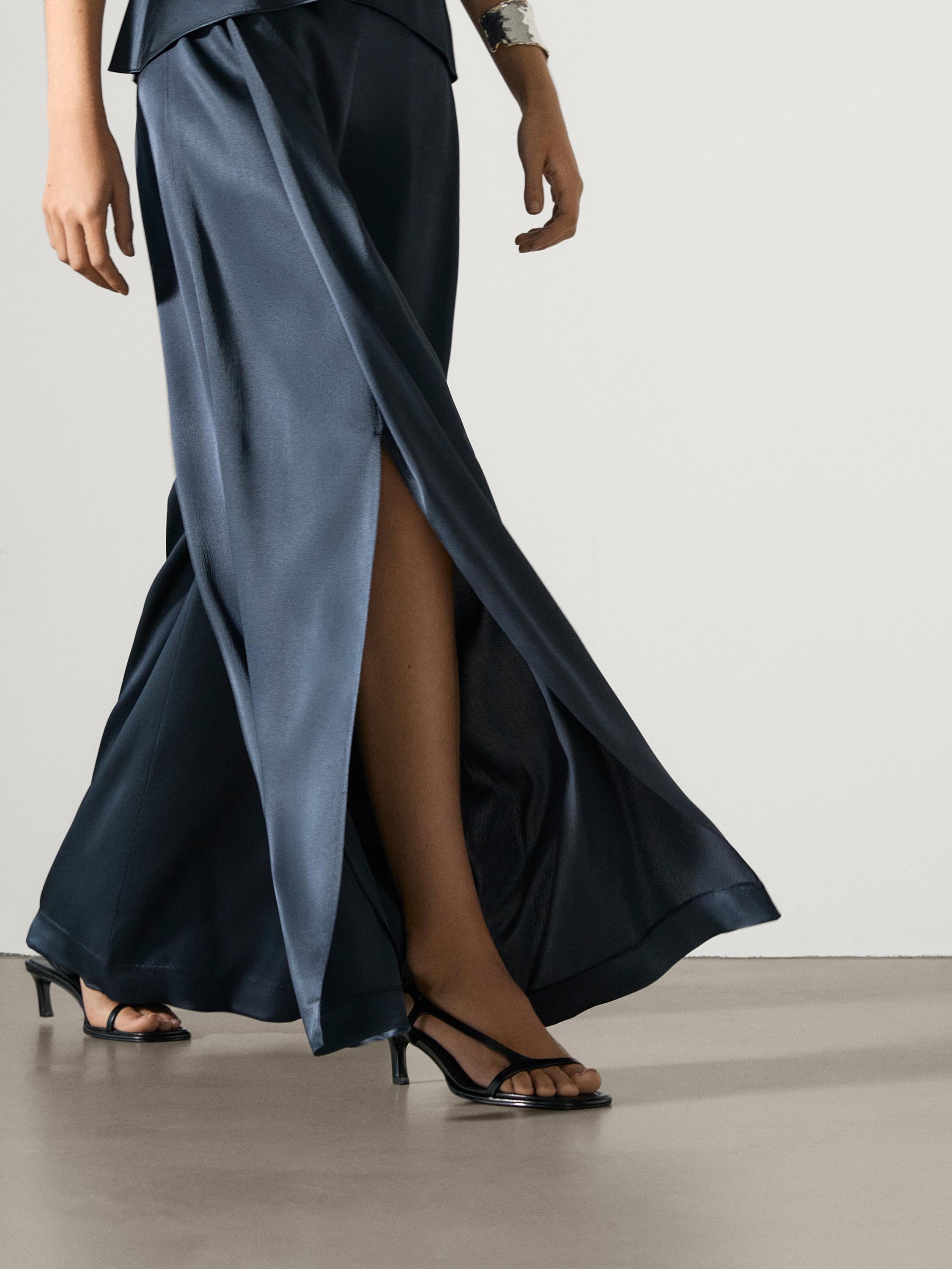 Pantalón ancho aberturas satinado