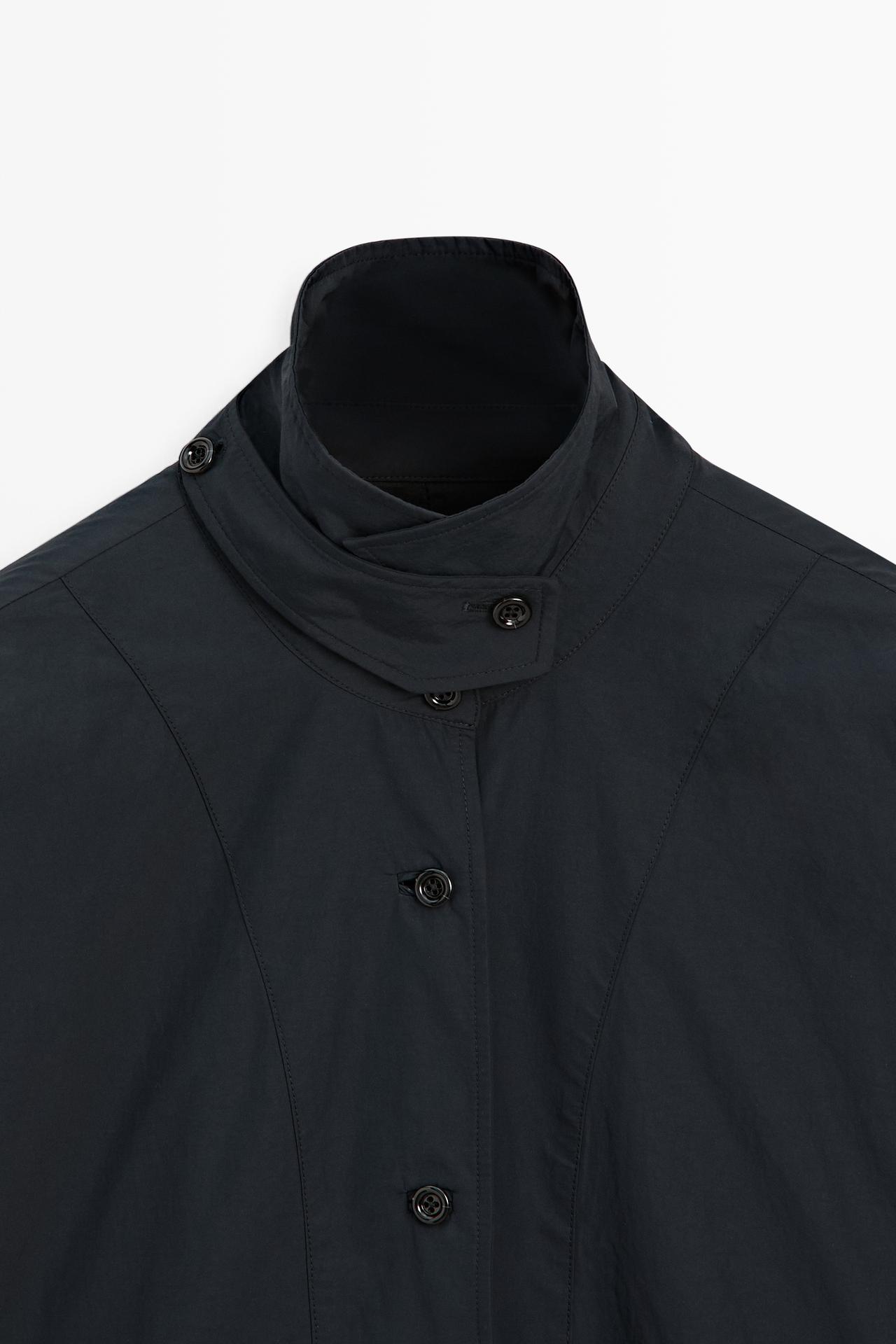 Jacket with buttoned collar strap — DEEP BLUE