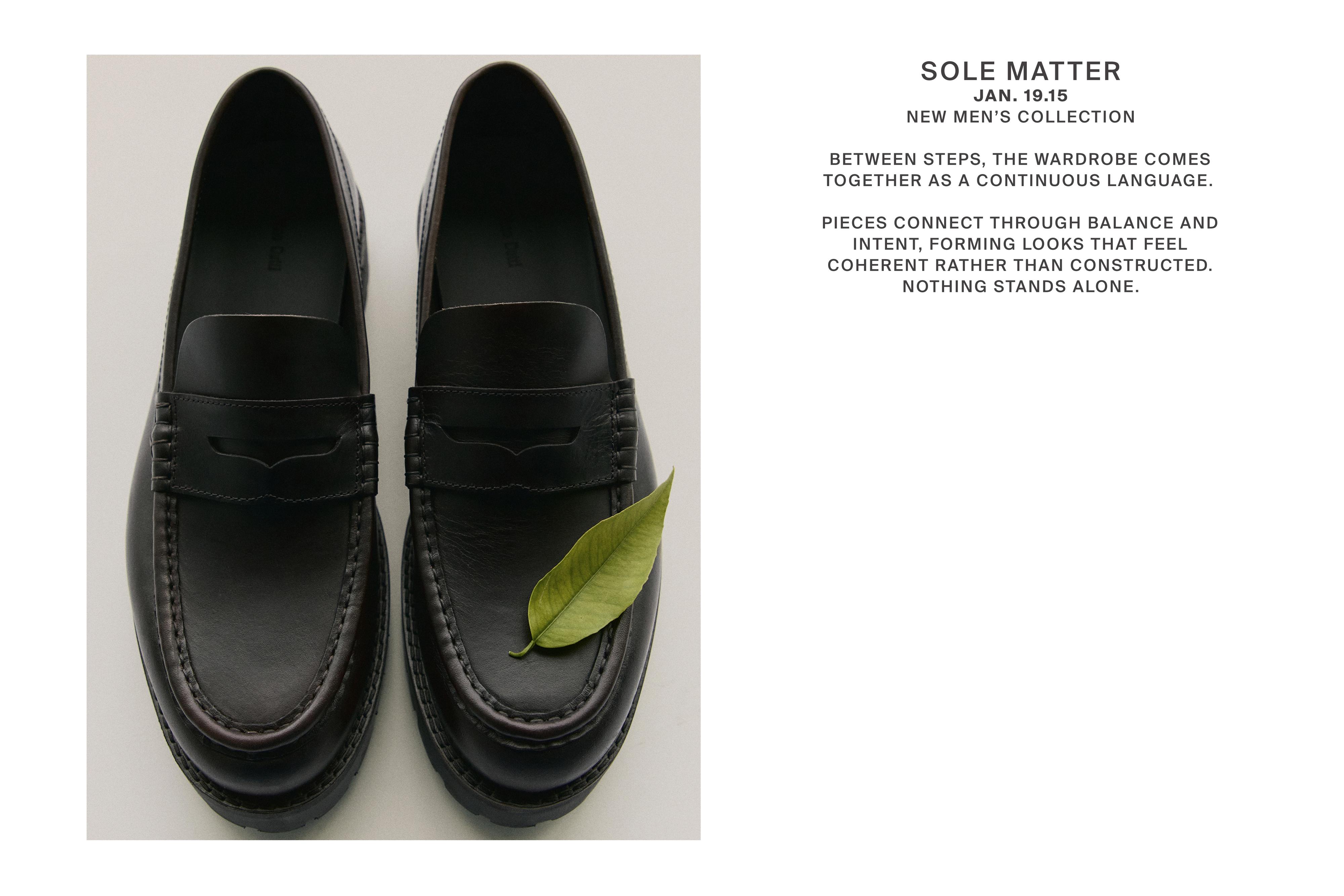 Moc toe loafers with track sole — BROWN