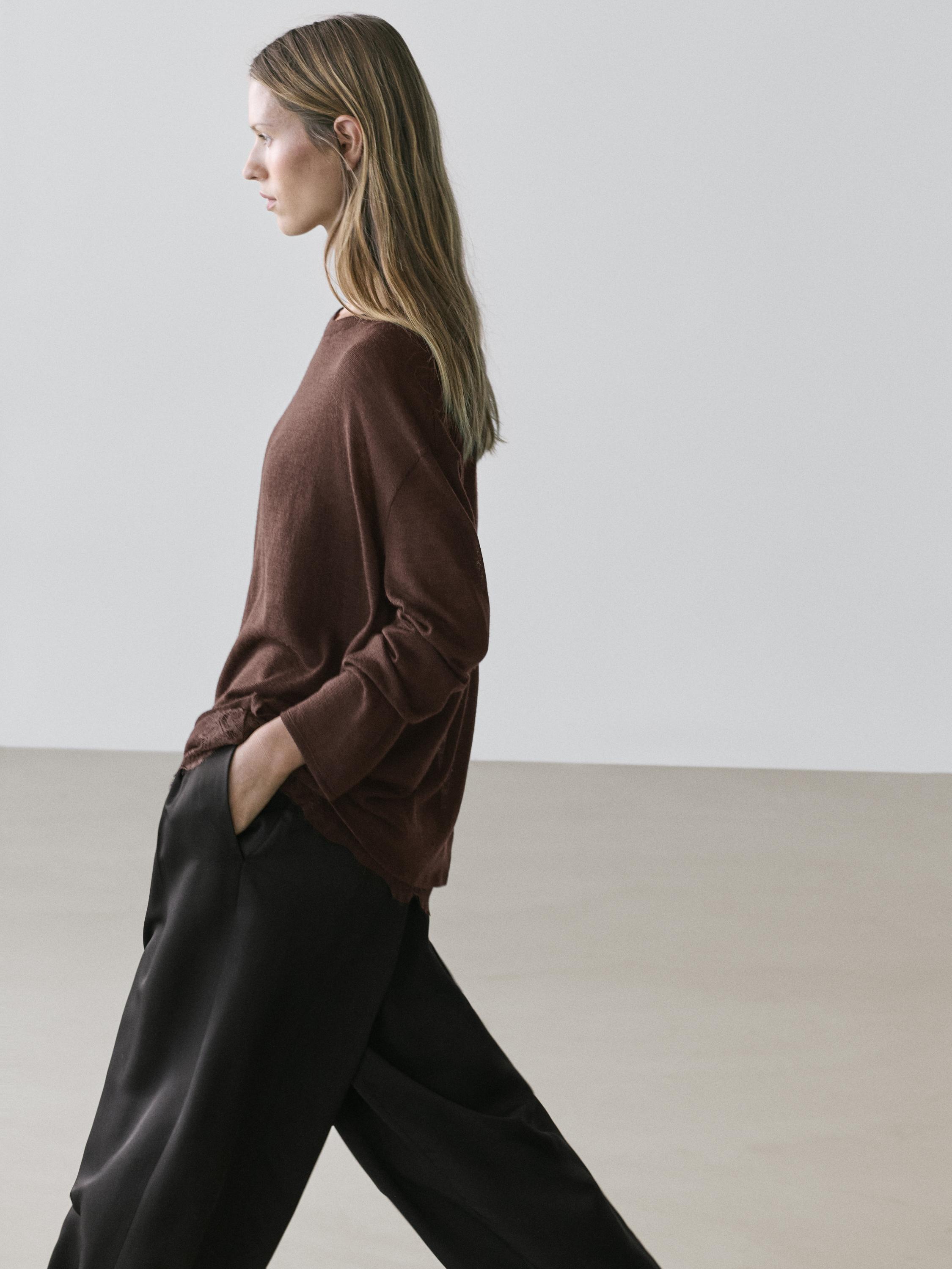 Long sleeve T-shirt with lace detail — BROWN
