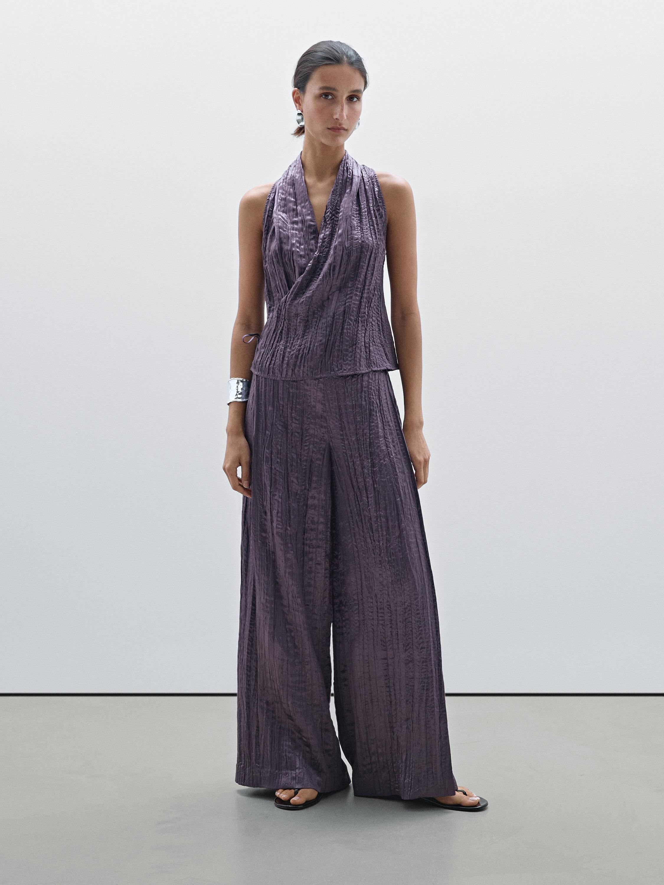 بنطلون بليسيه بقصة مستقيمة