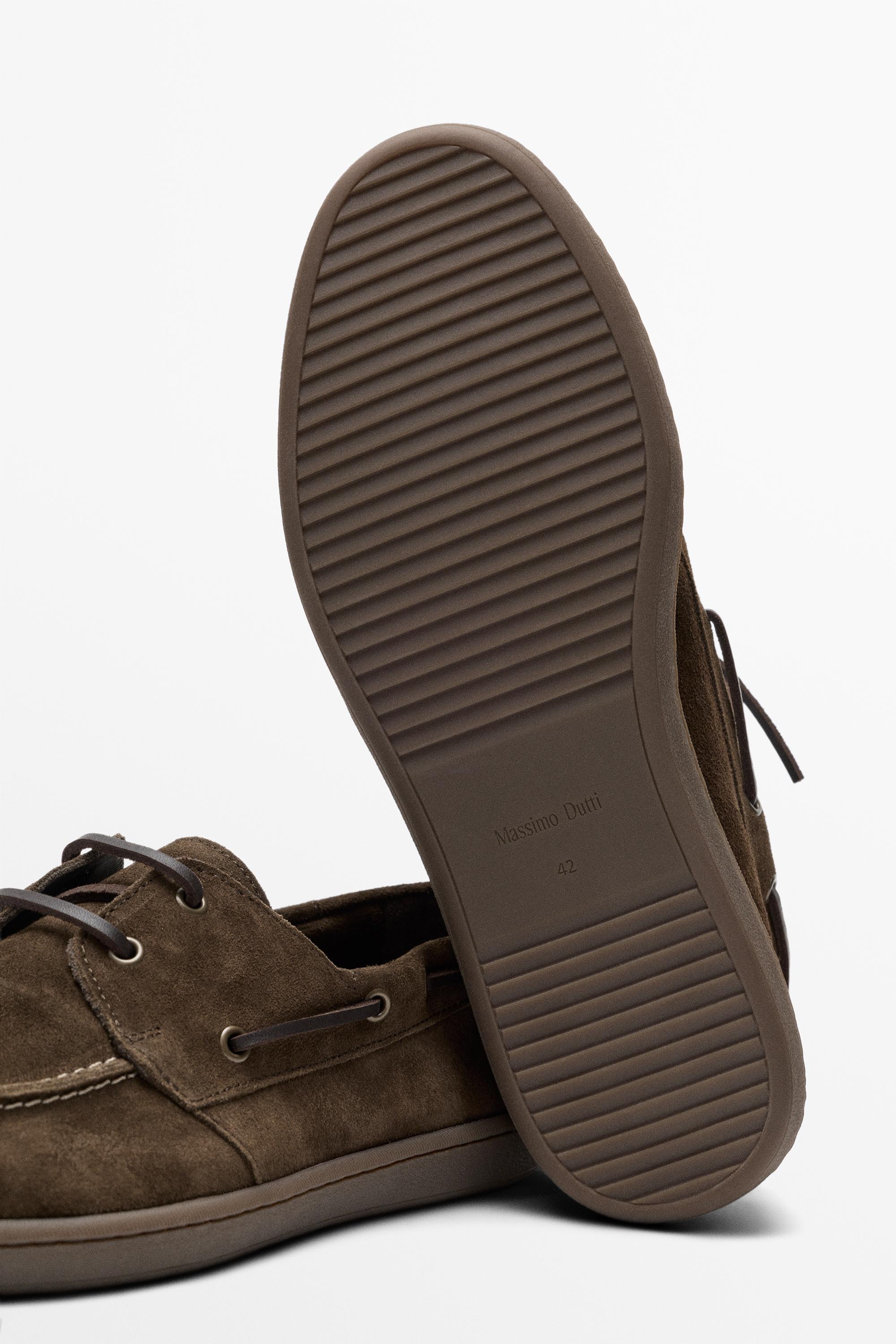 Soft leather boat shoe — BROWN