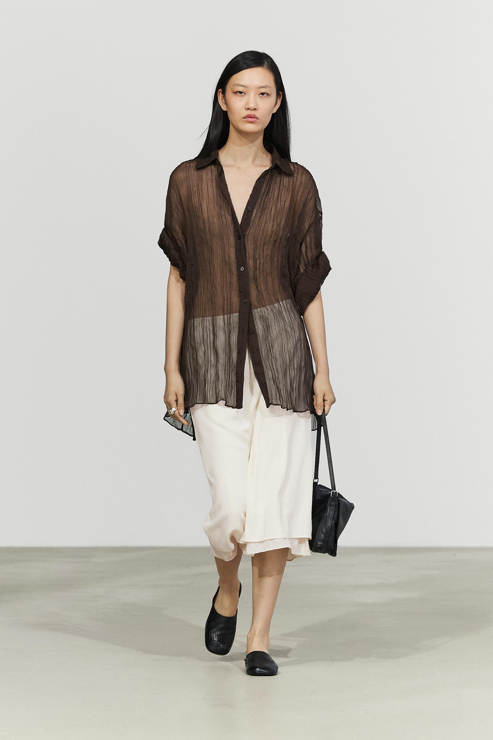 Total look pleated shirt — BROWN