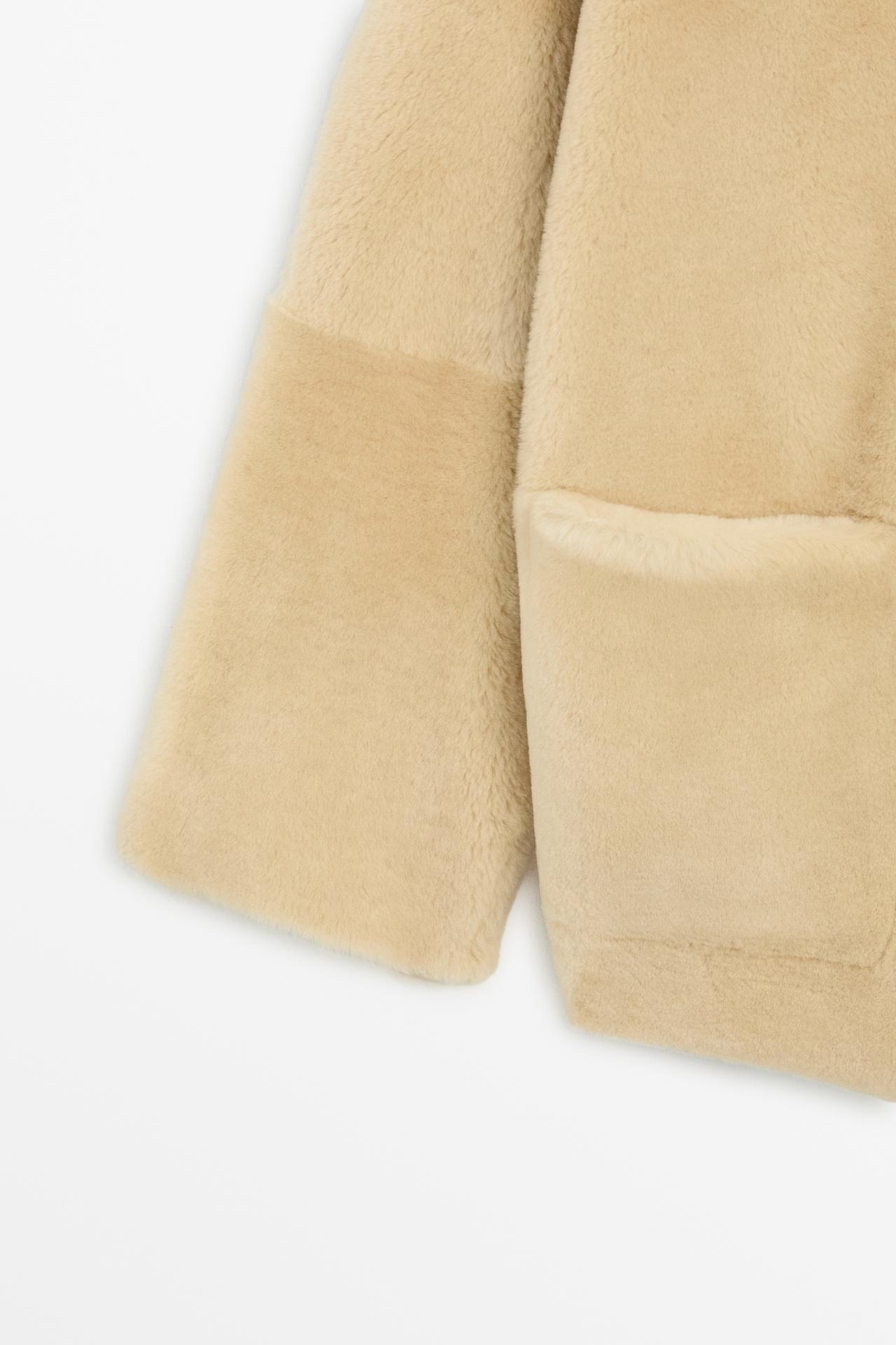 Reversible fur leather coat — CREAM