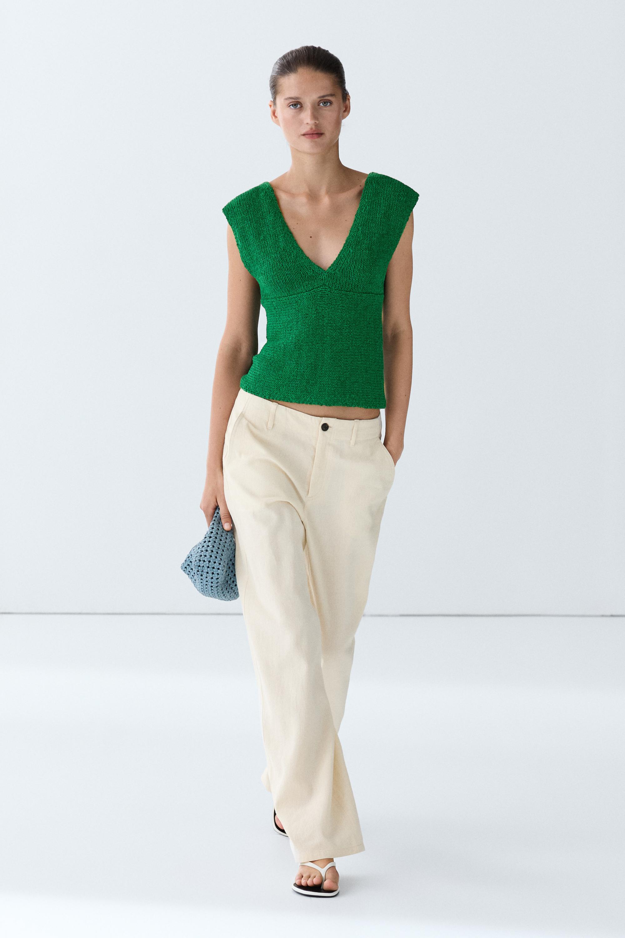 Cotton blend V-neck knit top — GREEN