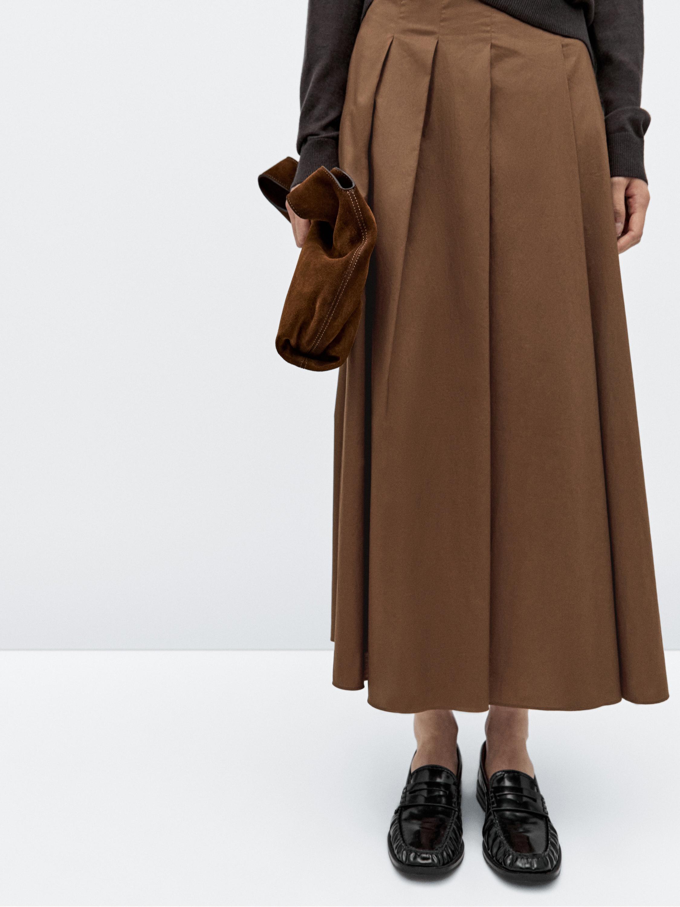 Long box pleat skirt