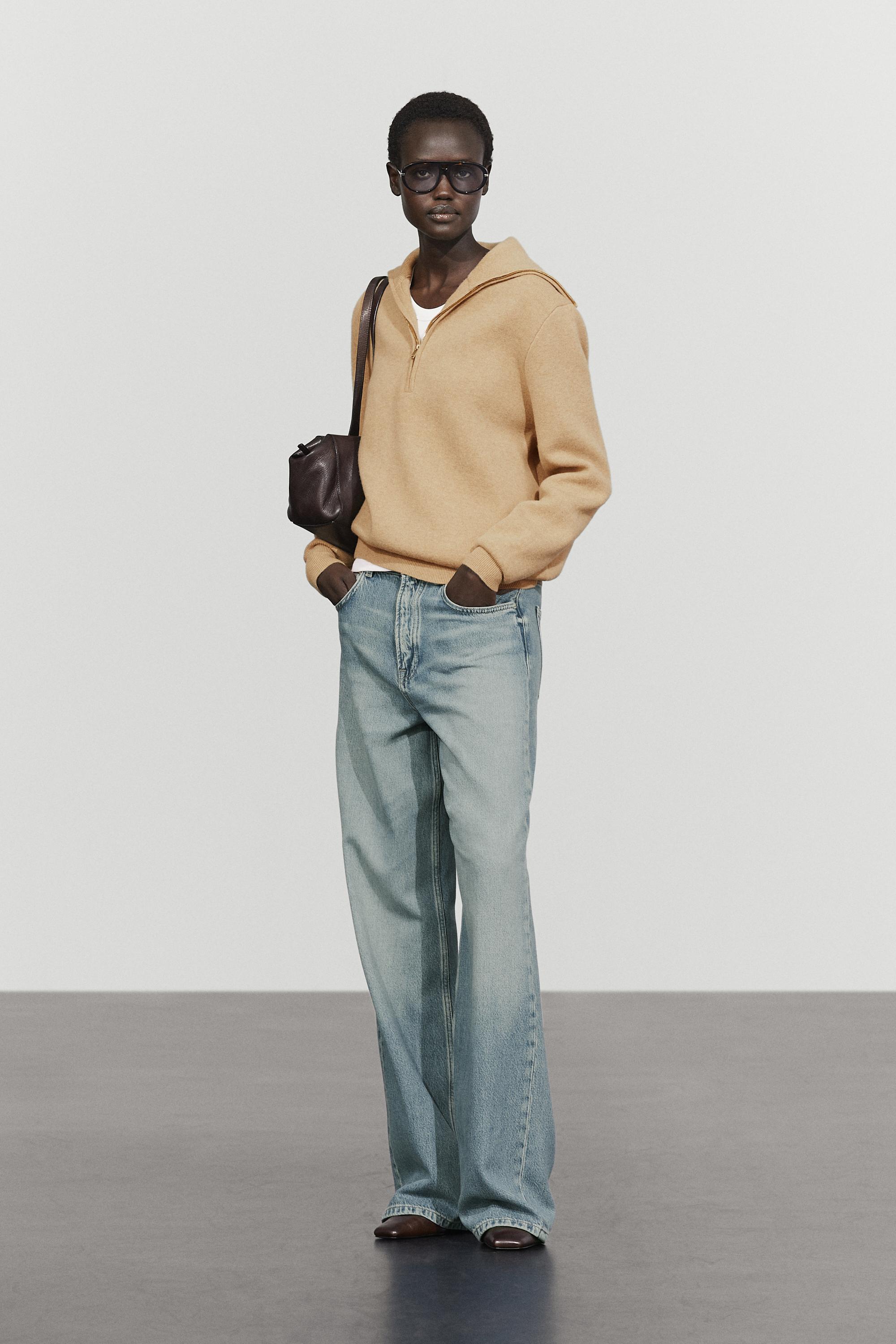 Wide collar zip-up knit sweater — CAMEL