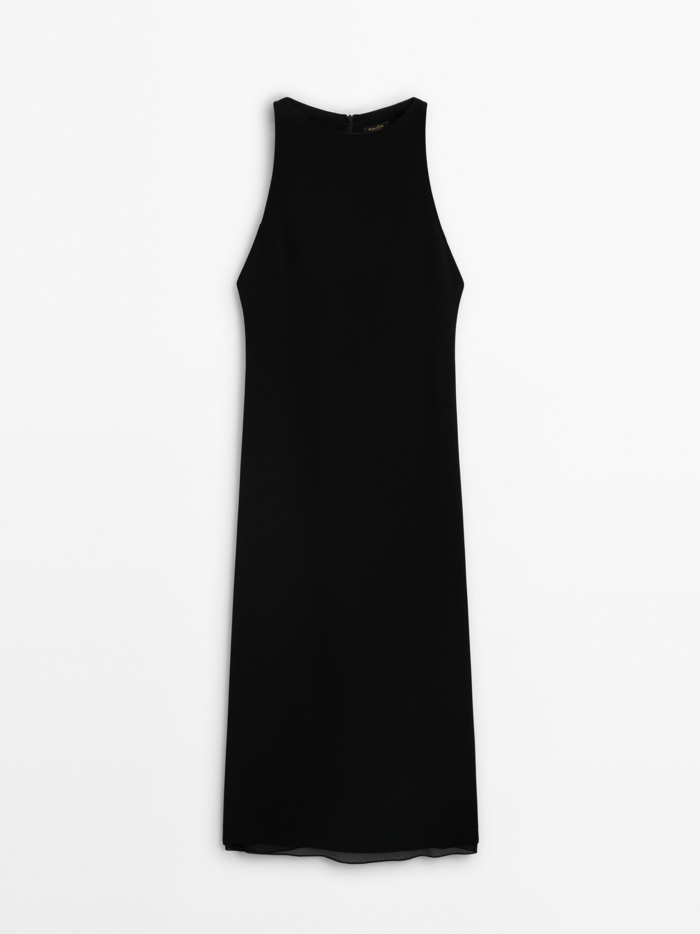 Vestido midi com decote redondo