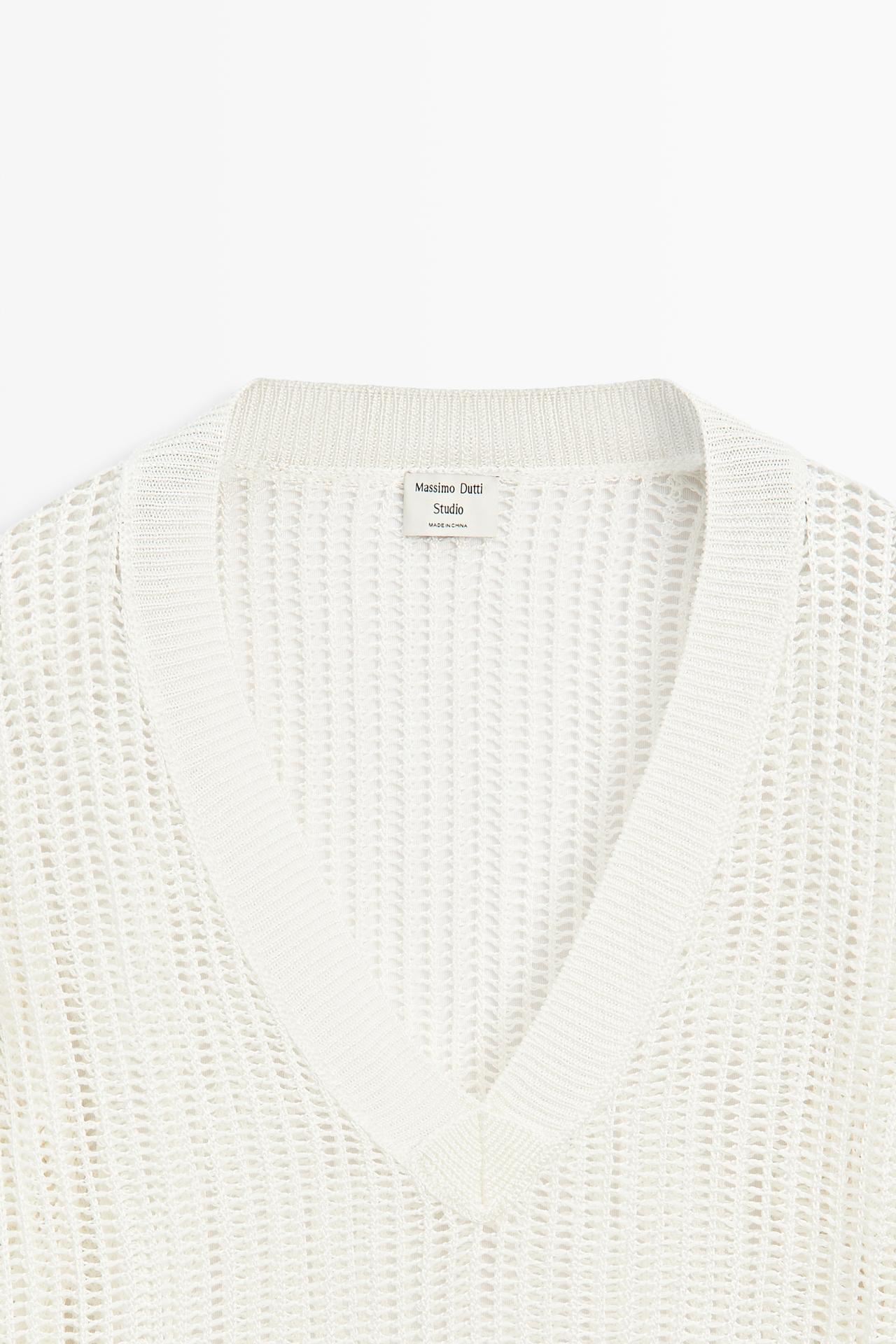 V-neck cutwork sweater - STUDIO — WHITE