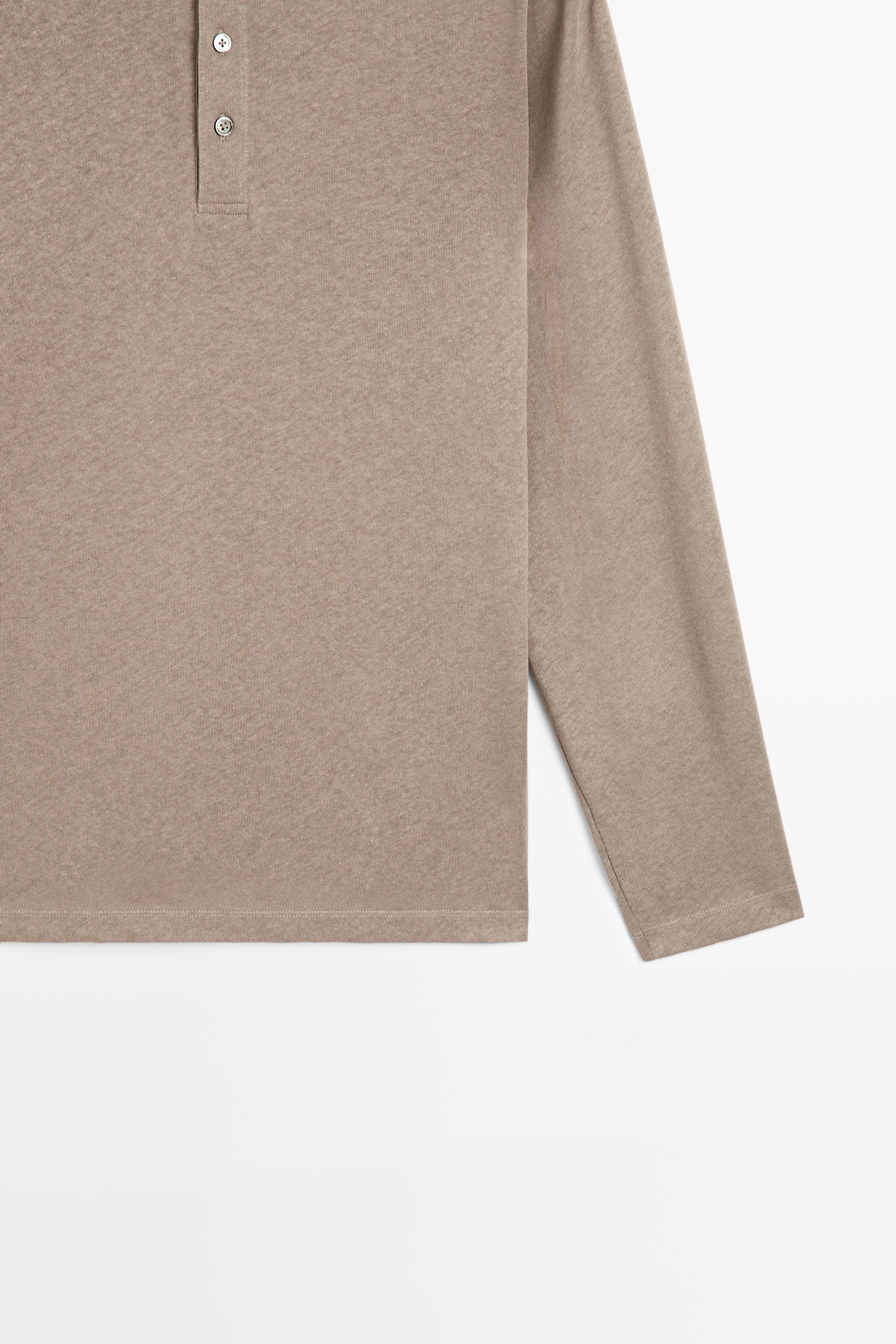 Long sleeve henley neck T-shirt — MOLE BROWN