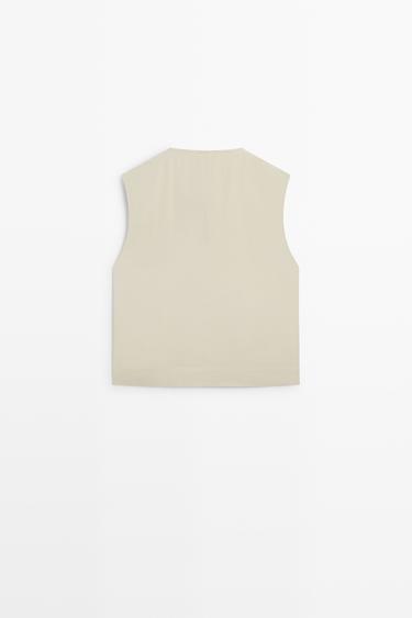 Flowing vest with asymmetric button closure — Beige 3