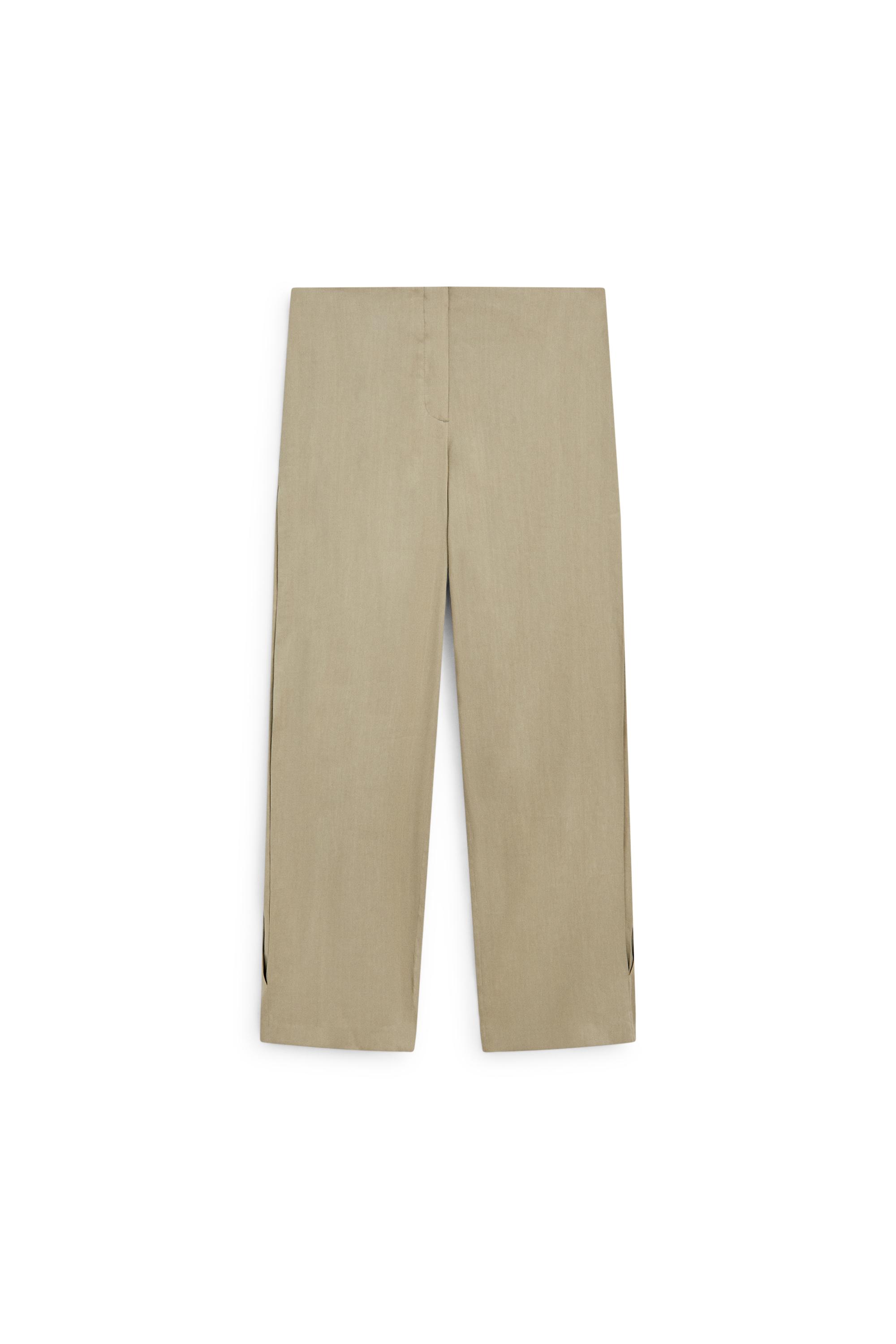 Flowing pleated pants - STUDIO — PALE KHAKI