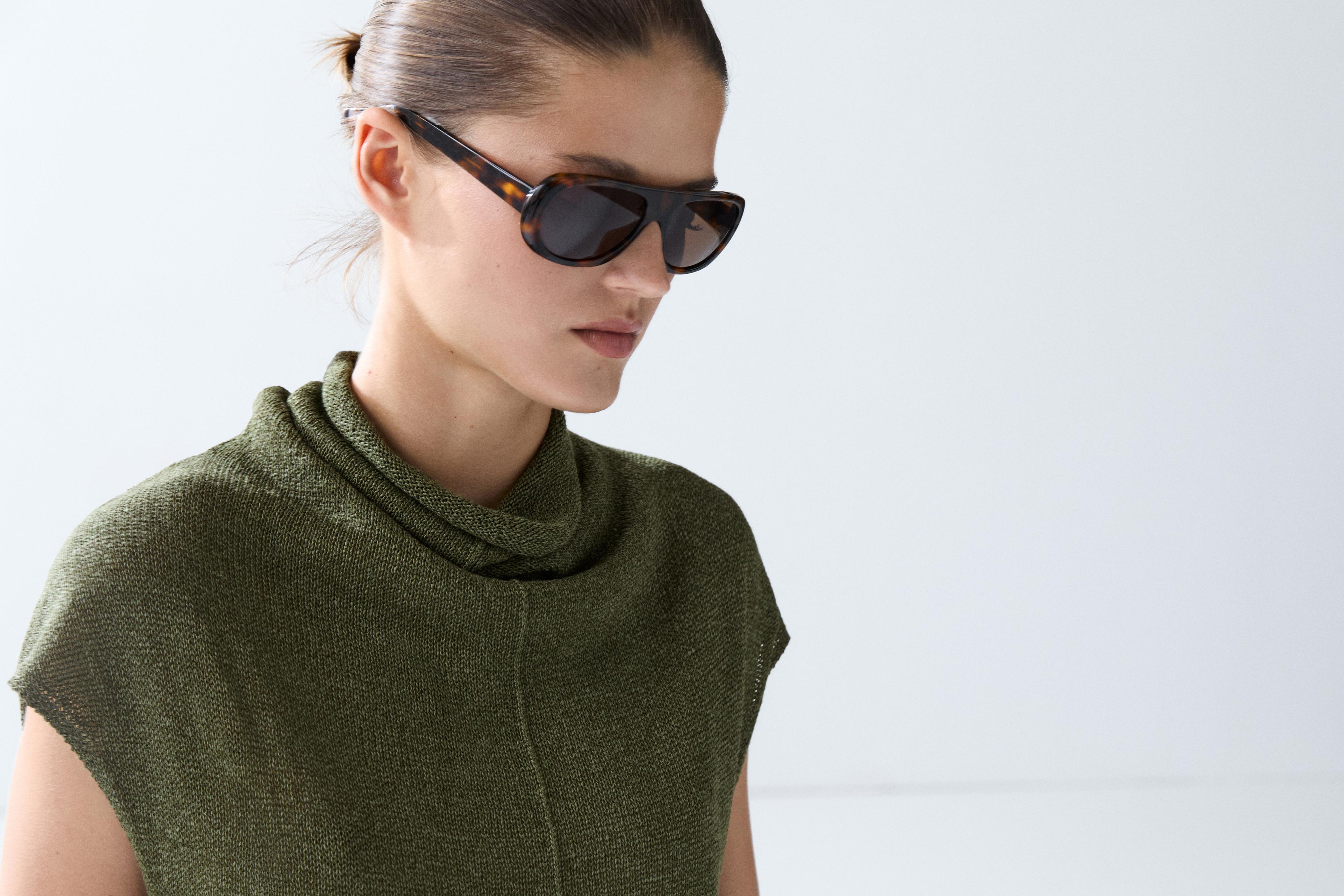 Draped high neck knit top — GREEN